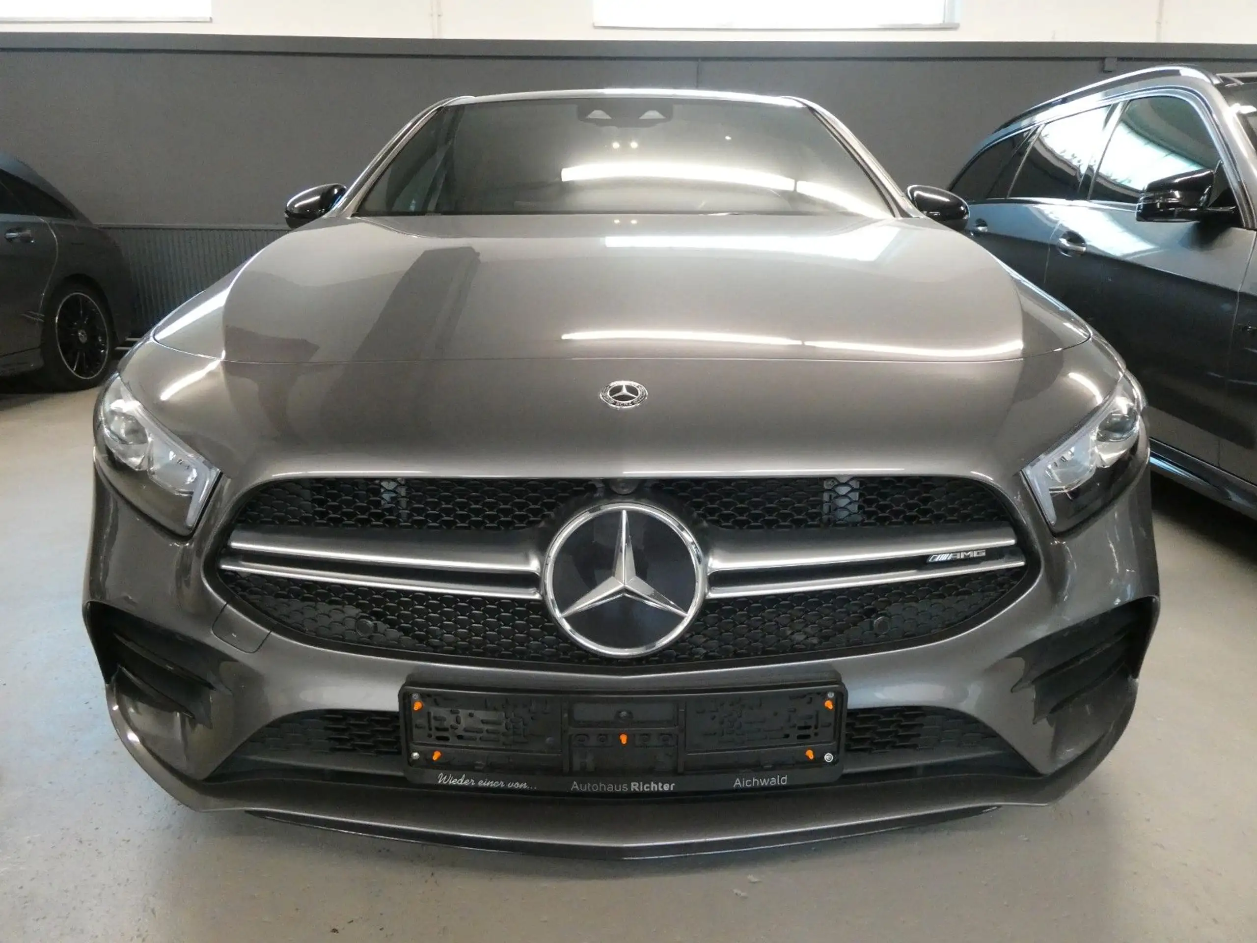 Mercedes-Benz - A 35 AMG