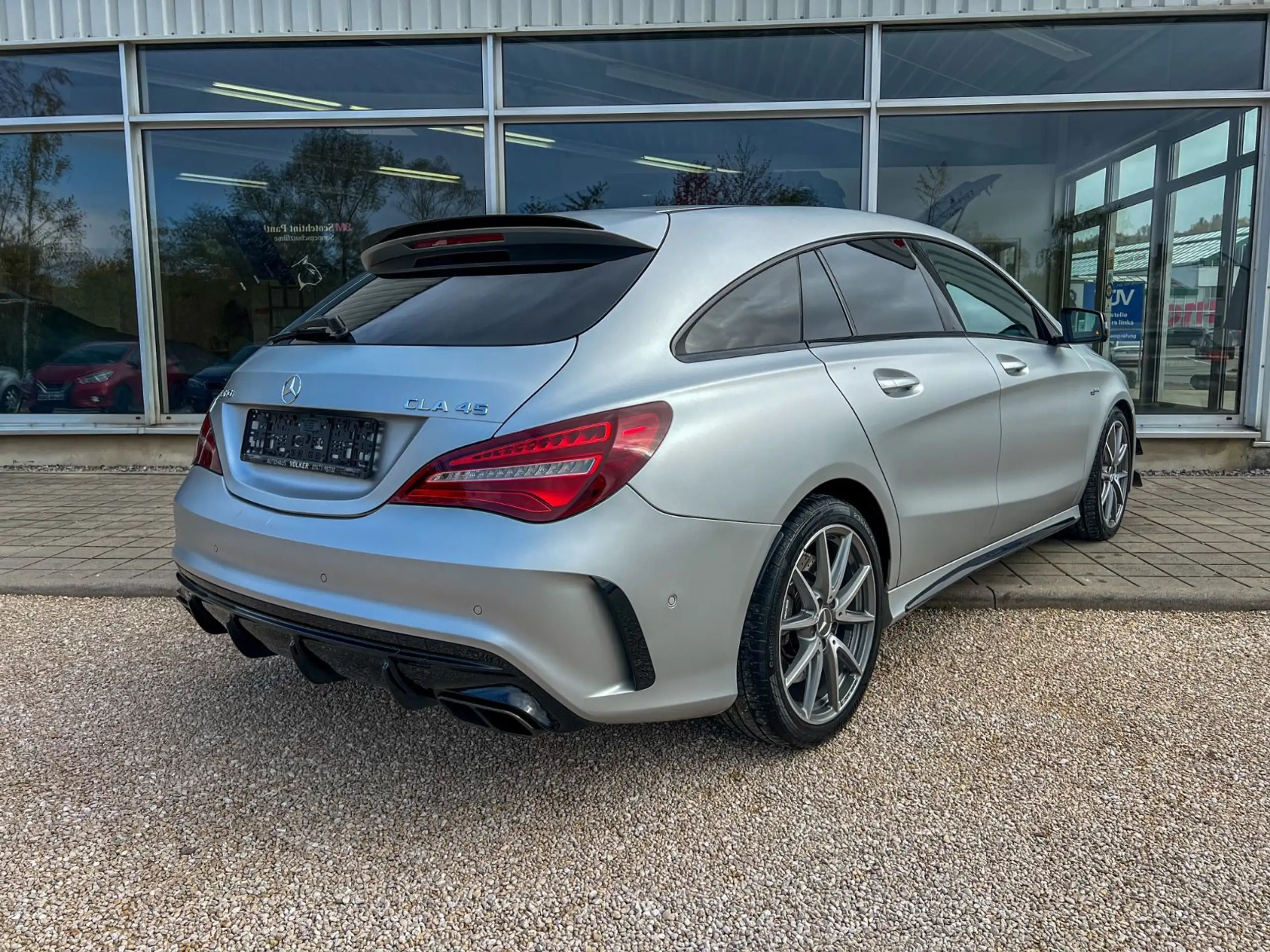 Mercedes-Benz - CLA 45 AMG