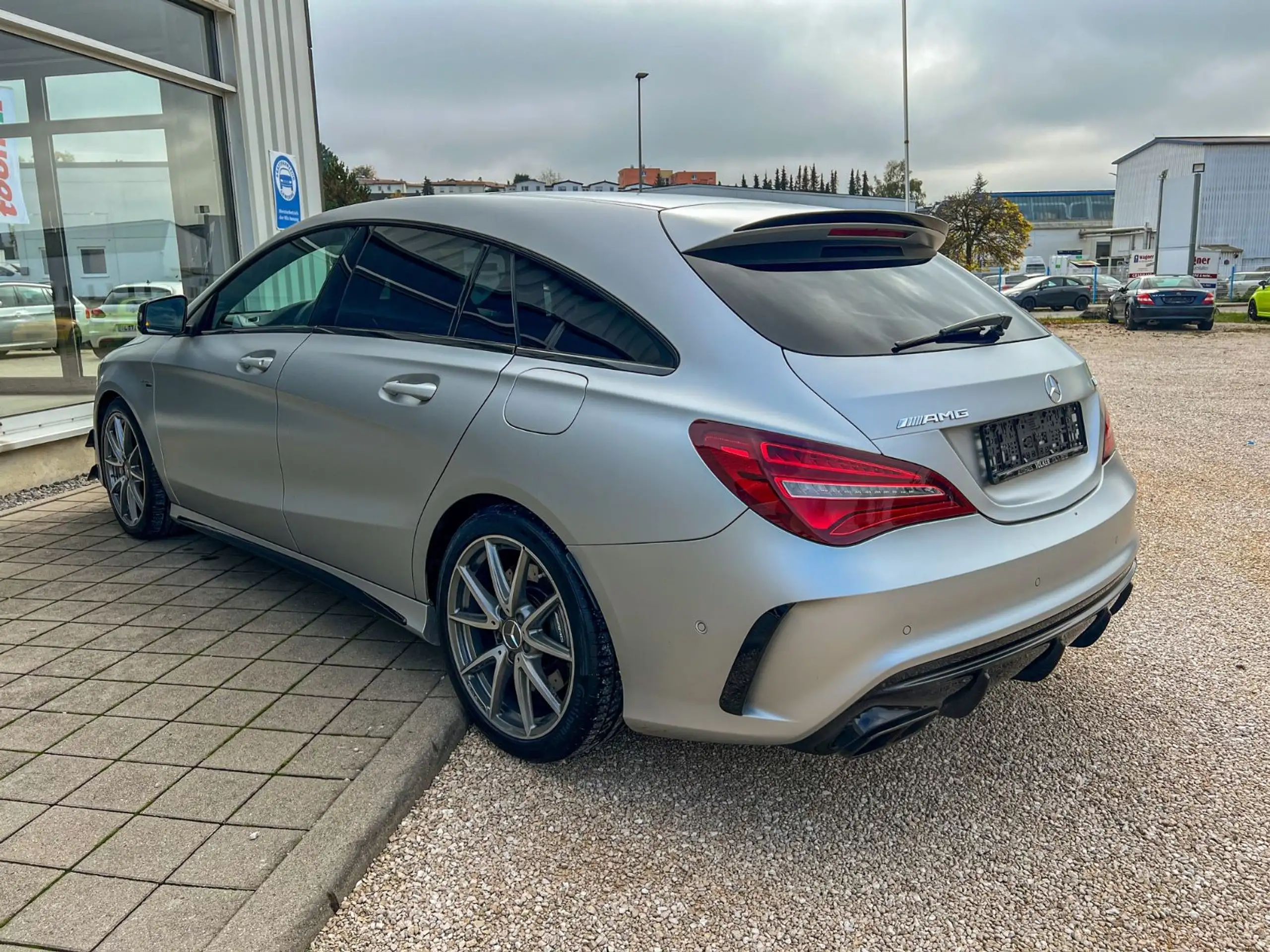 Mercedes-Benz - CLA 45 AMG