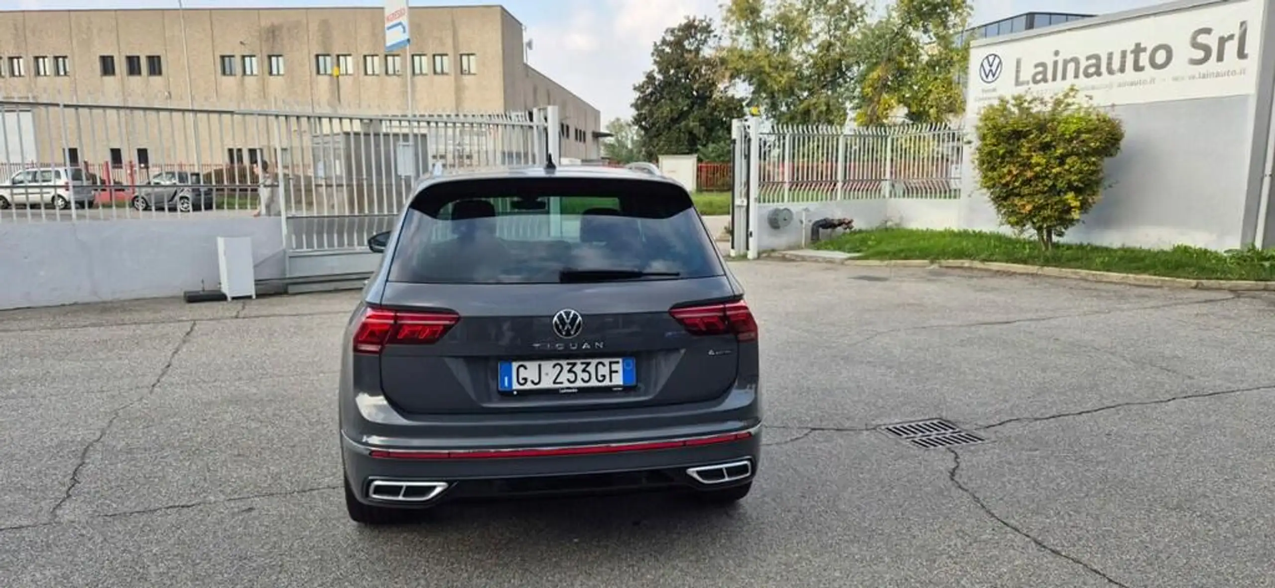 Volkswagen - Tiguan