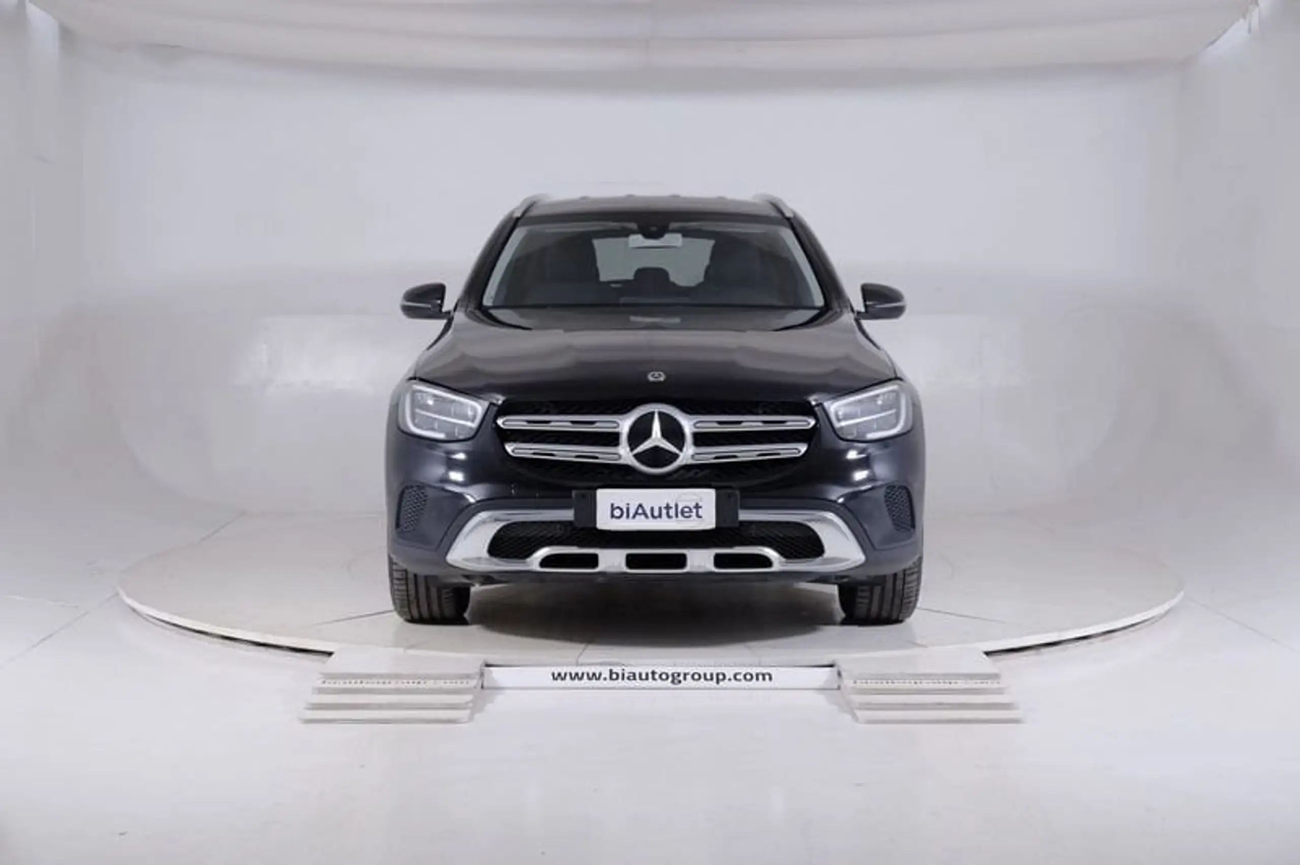 Mercedes-Benz - GLC 200