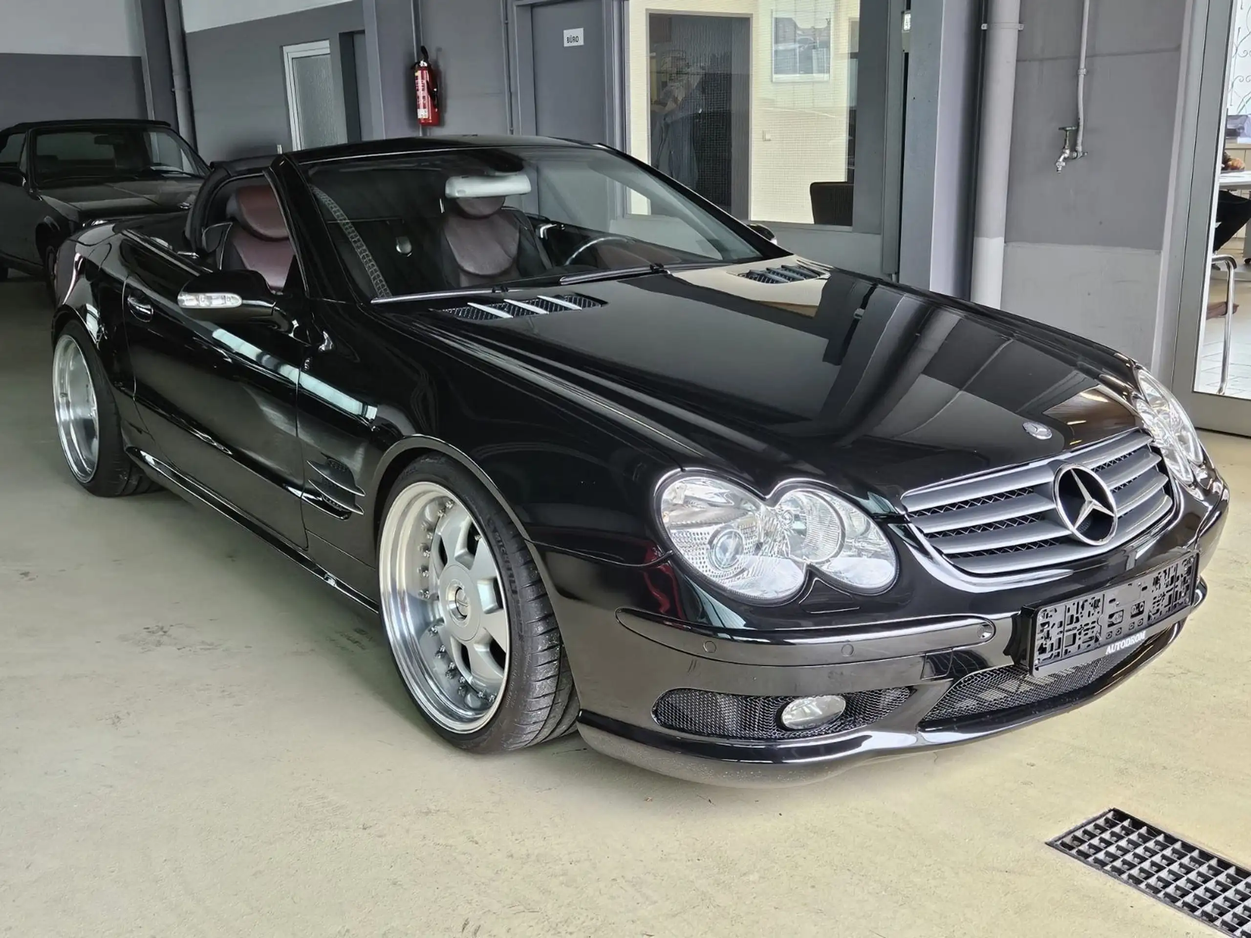 Mercedes-Benz - SL 500