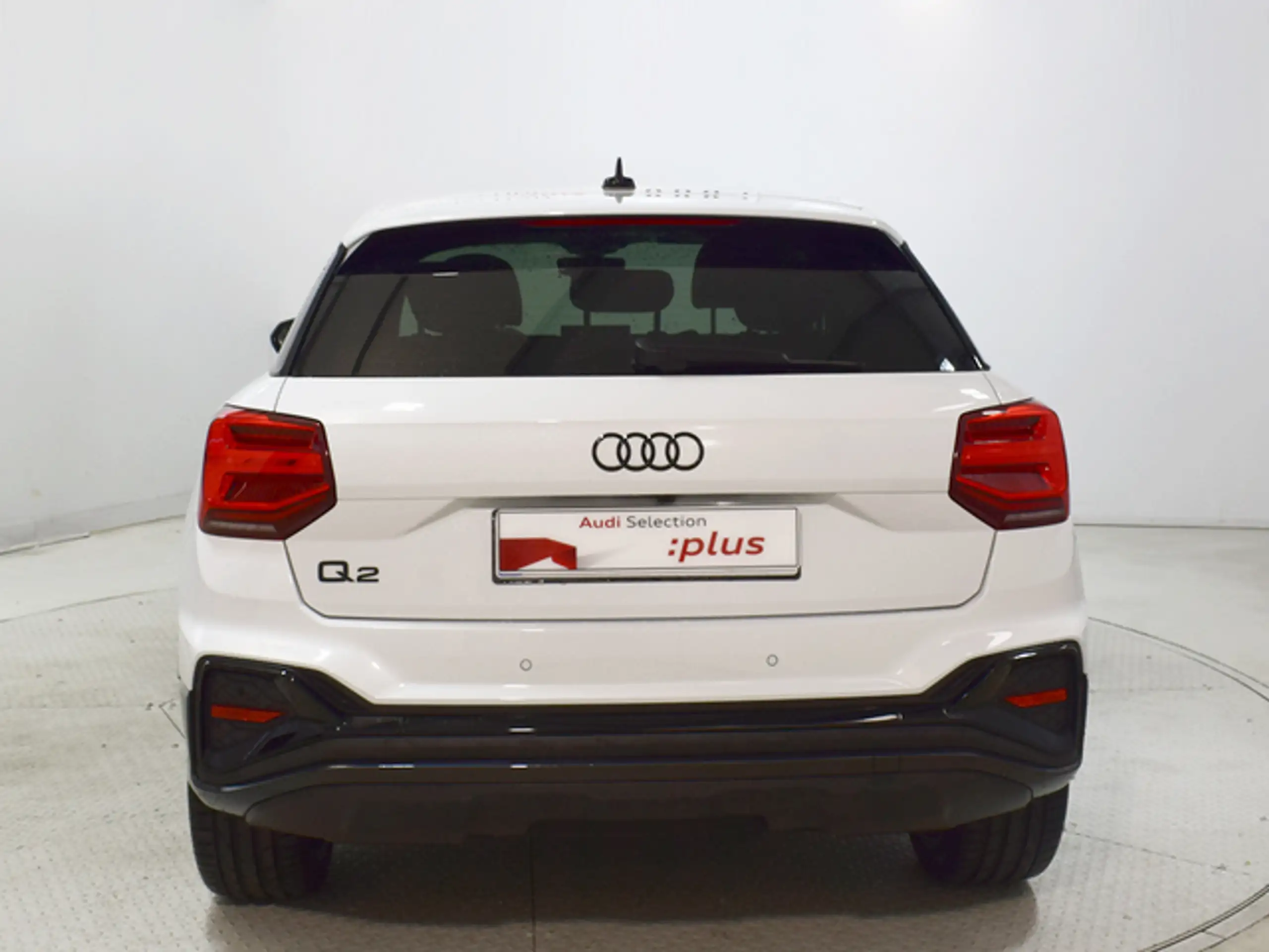 Audi - Q2