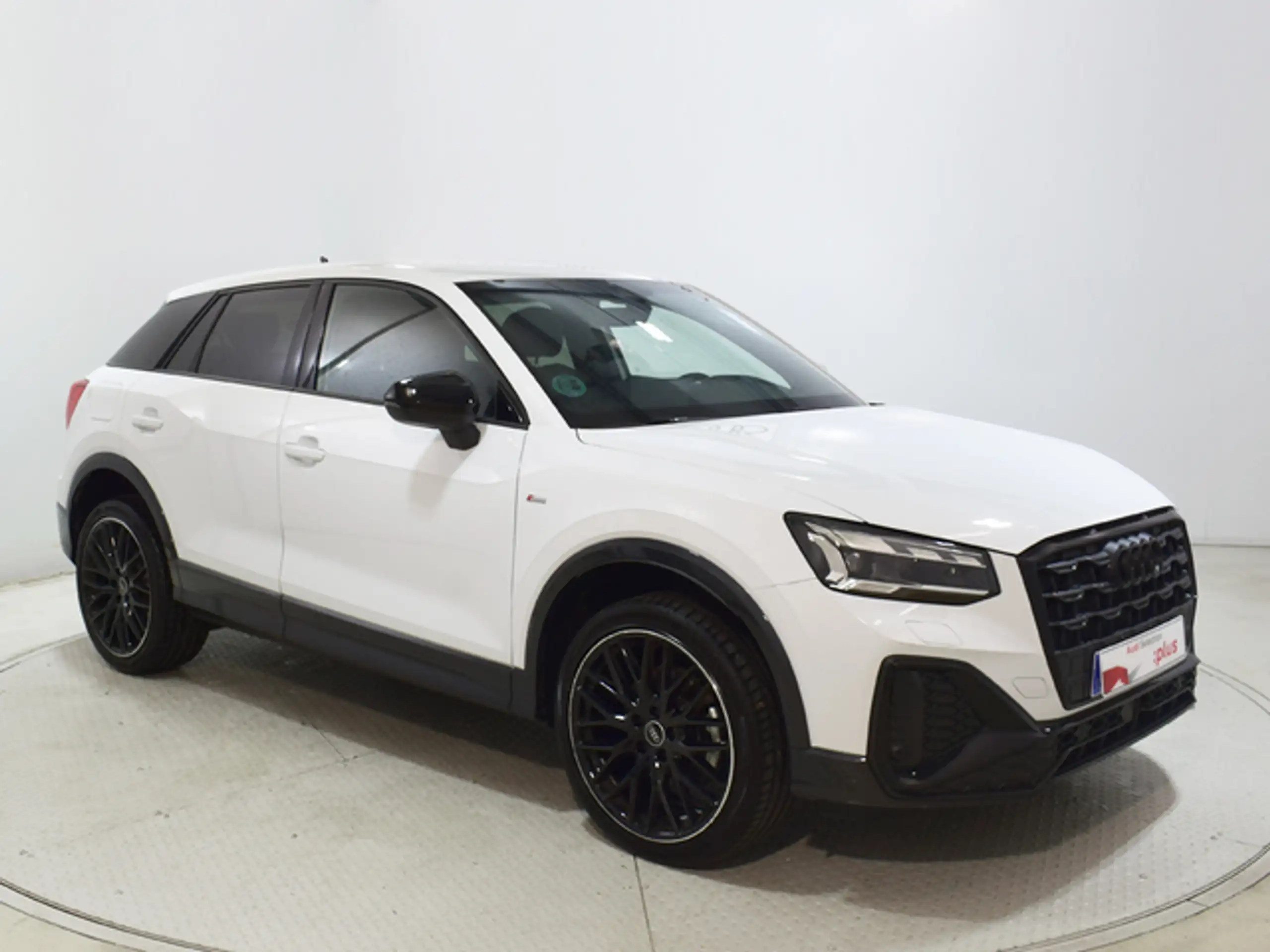 Audi - Q2