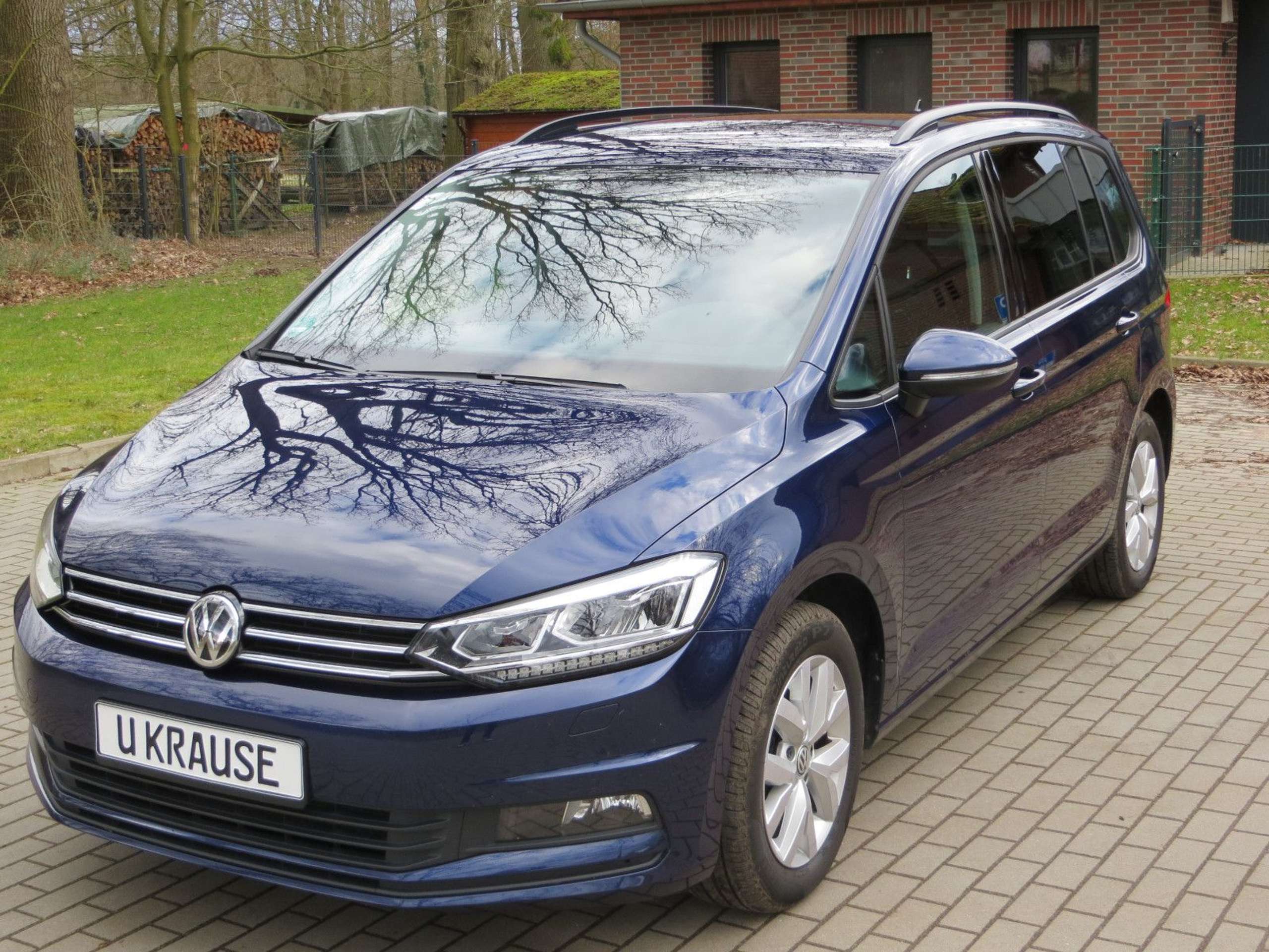 Volkswagen - Touran