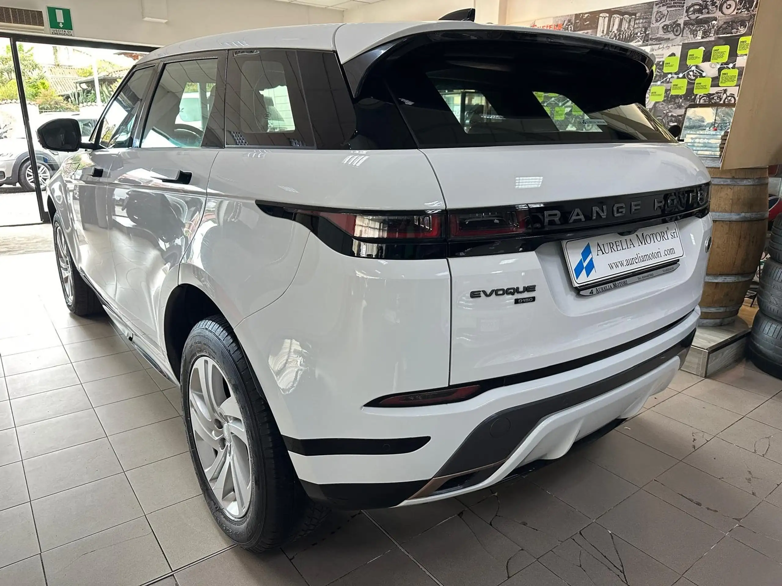 Land Rover - Range Rover Evoque