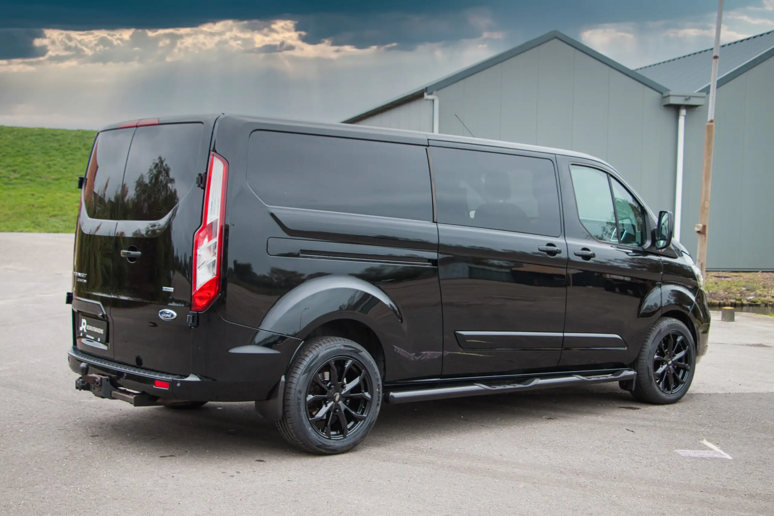 Ford - Transit Custom