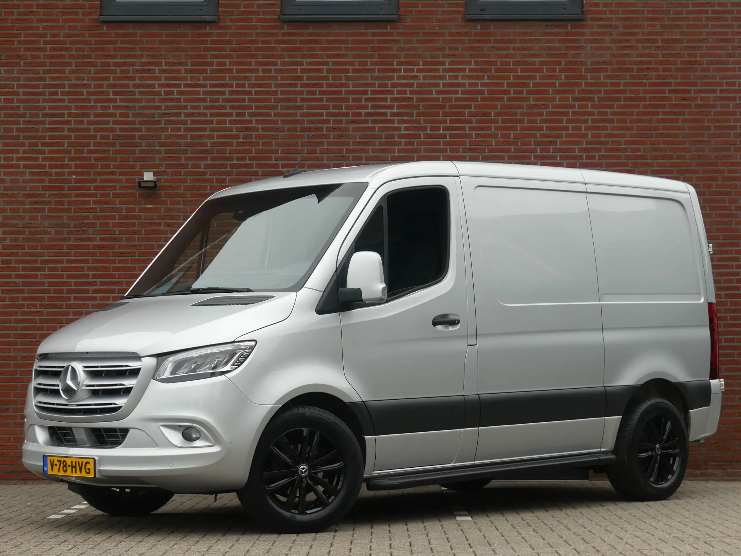 Mercedes-Benz - Sprinter