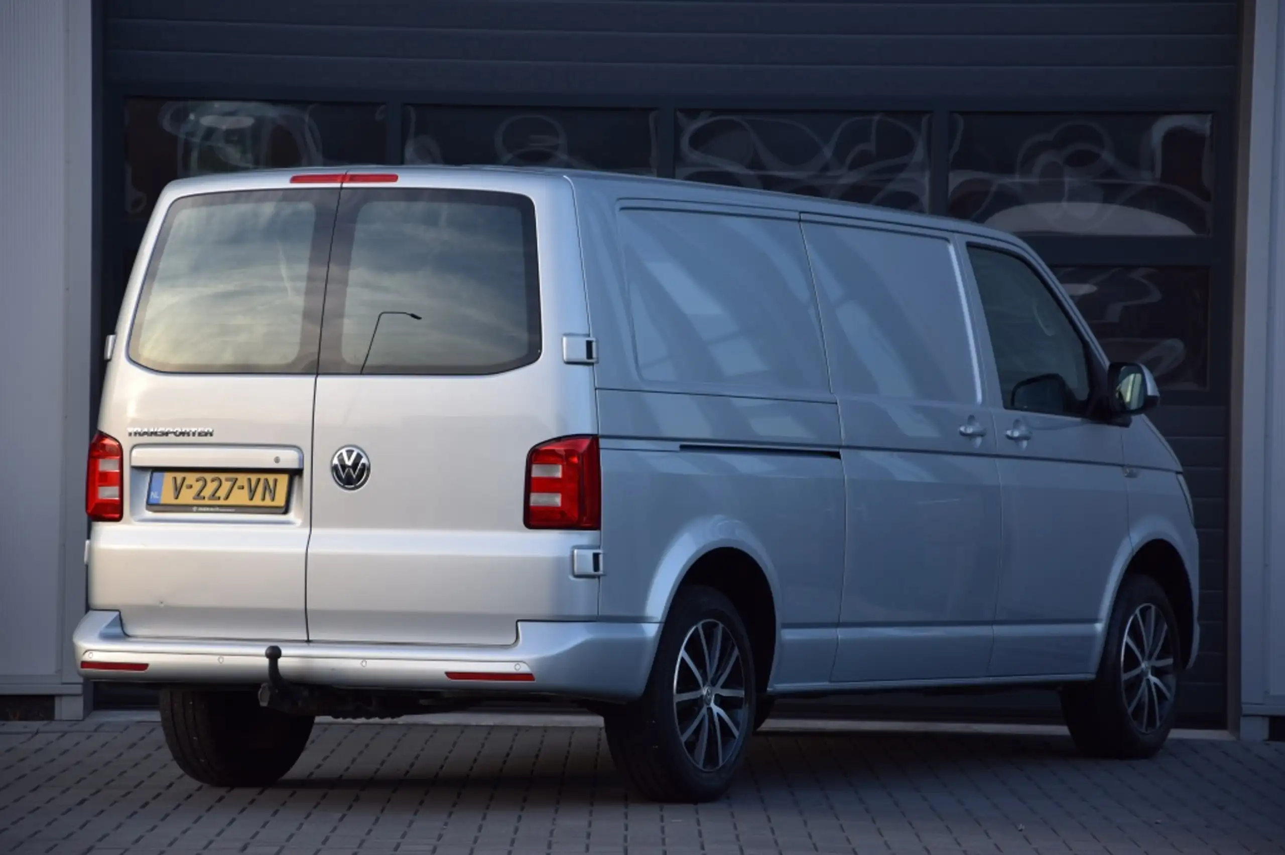 Volkswagen - Transporter