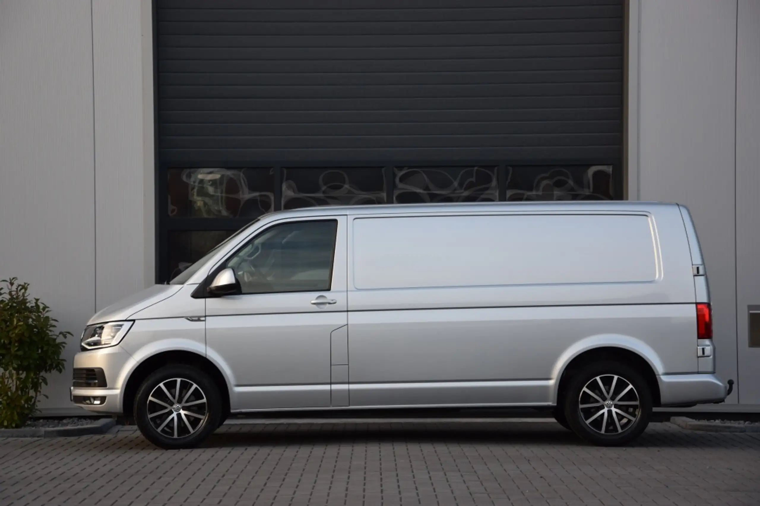 Volkswagen - Transporter