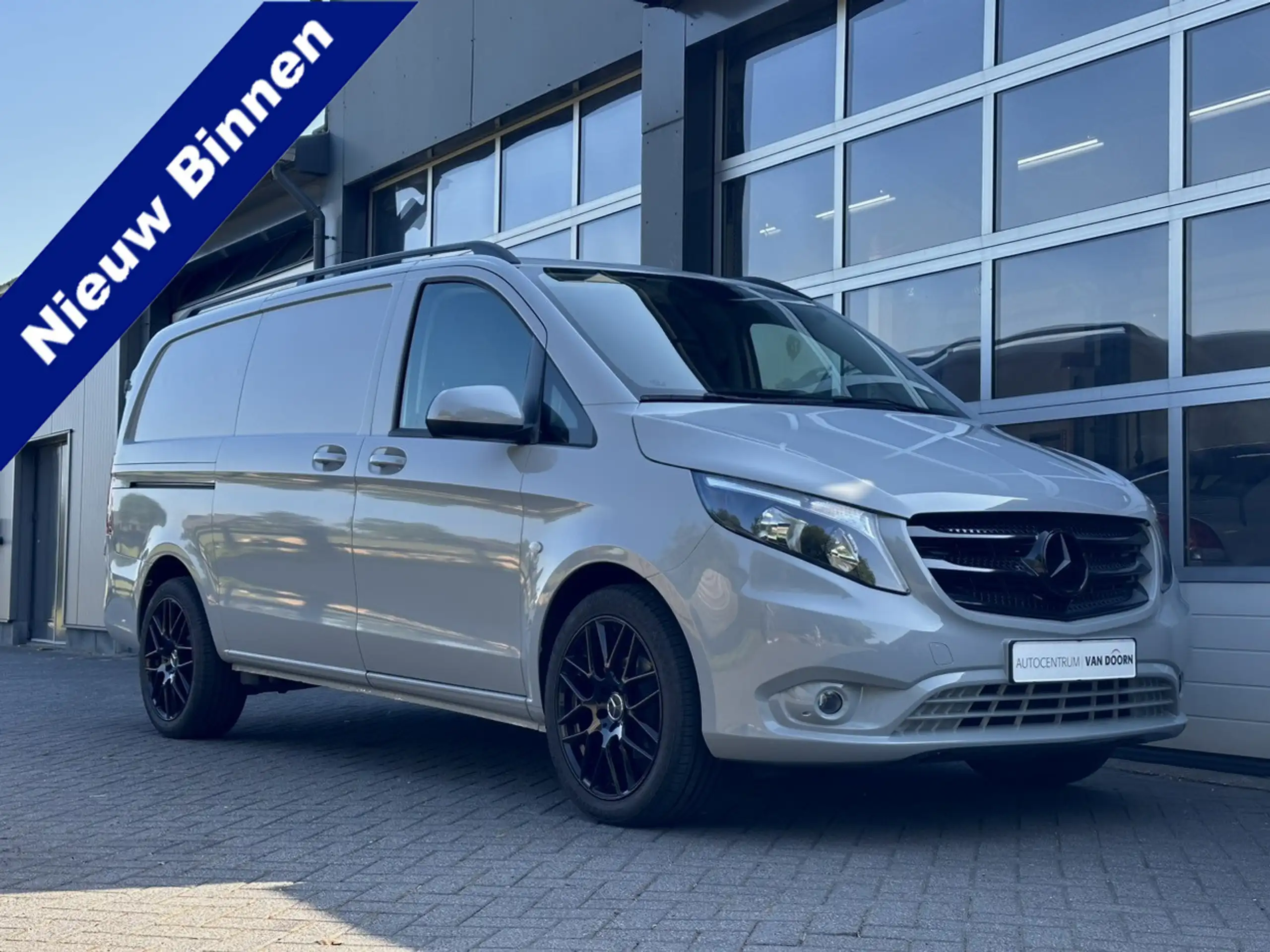 Mercedes-Benz - Vito