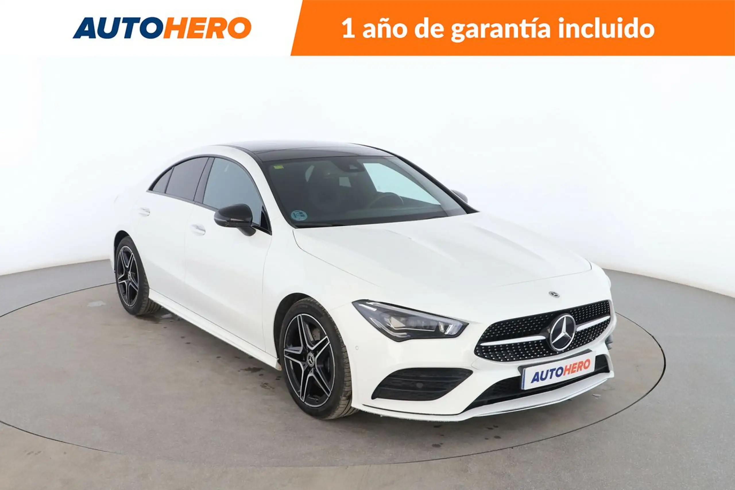 Mercedes-Benz - CLA 200