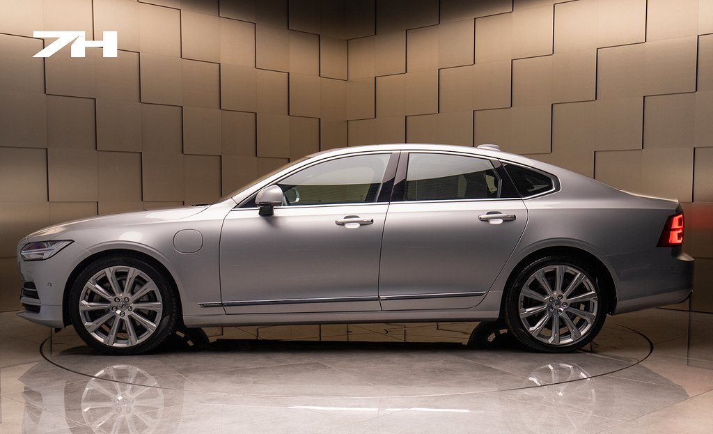 Volvo - S90