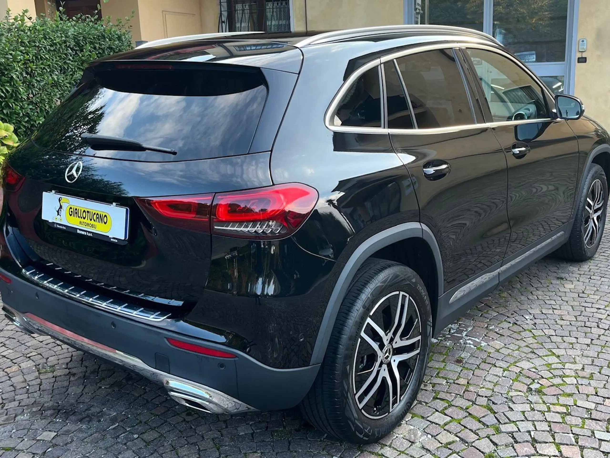 Mercedes-Benz - GLA 180