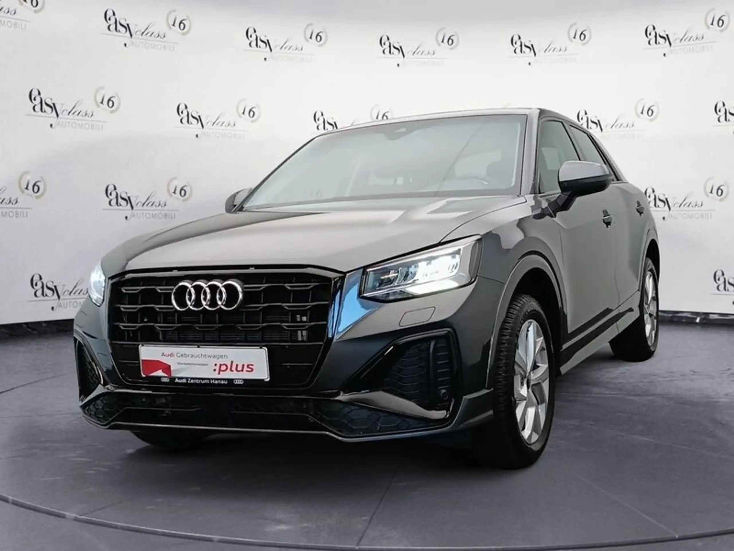 Audi - Q2