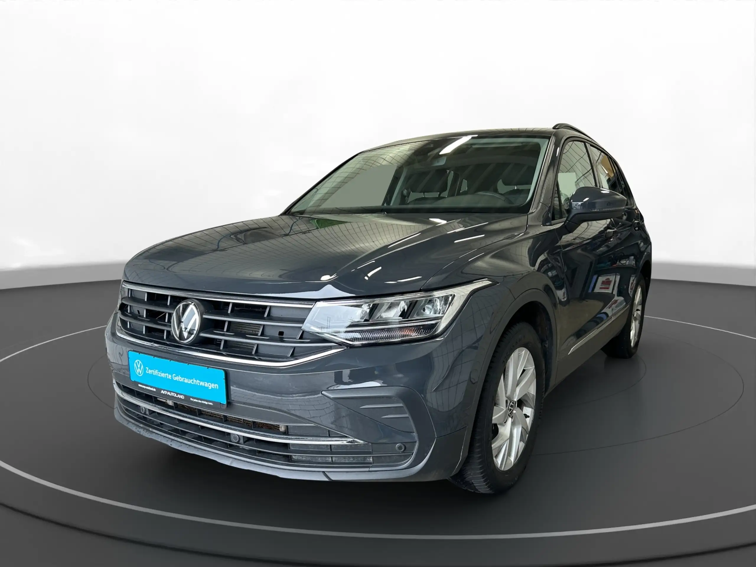 Volkswagen - Tiguan