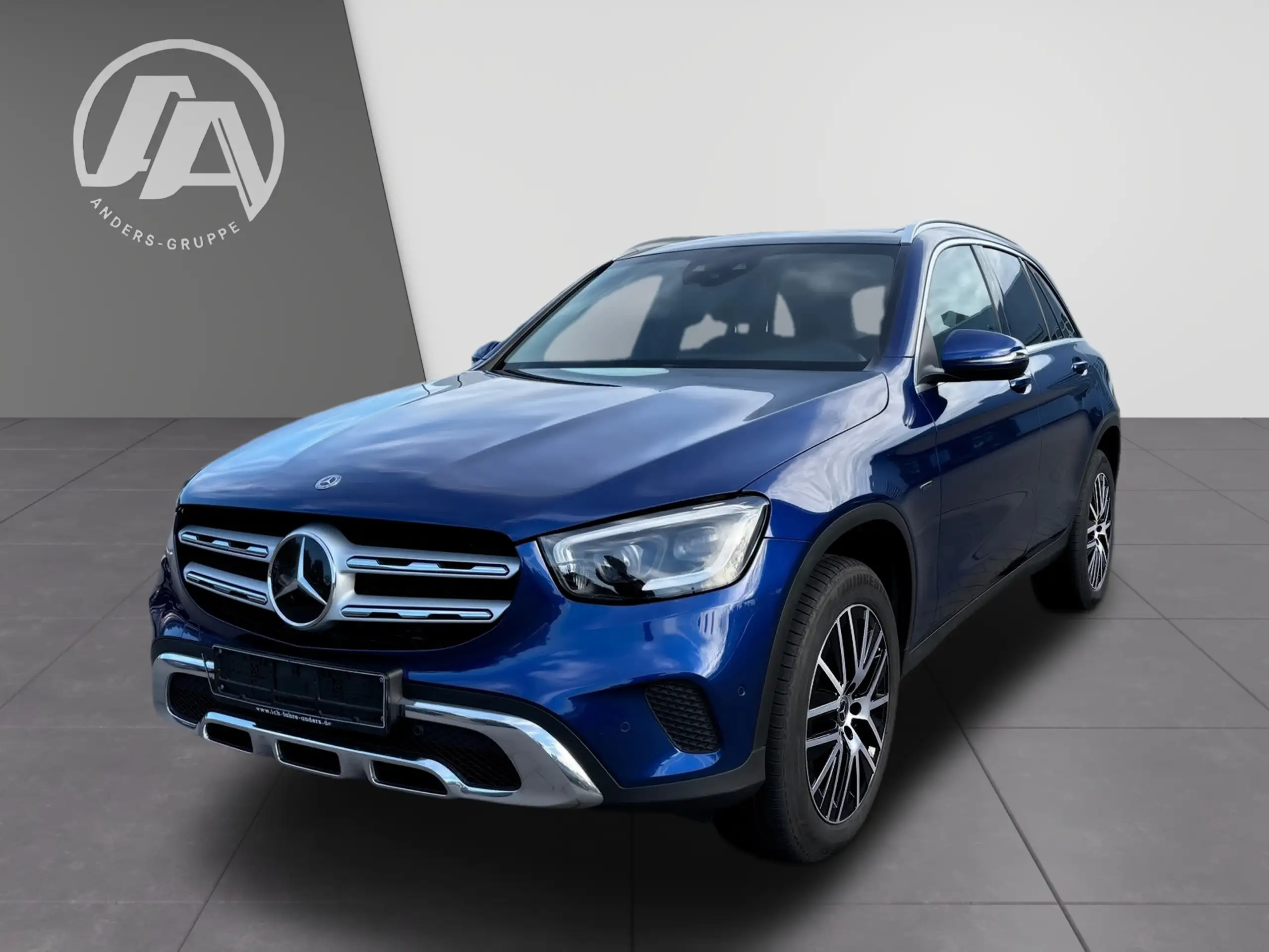 Mercedes-Benz - GLC 300