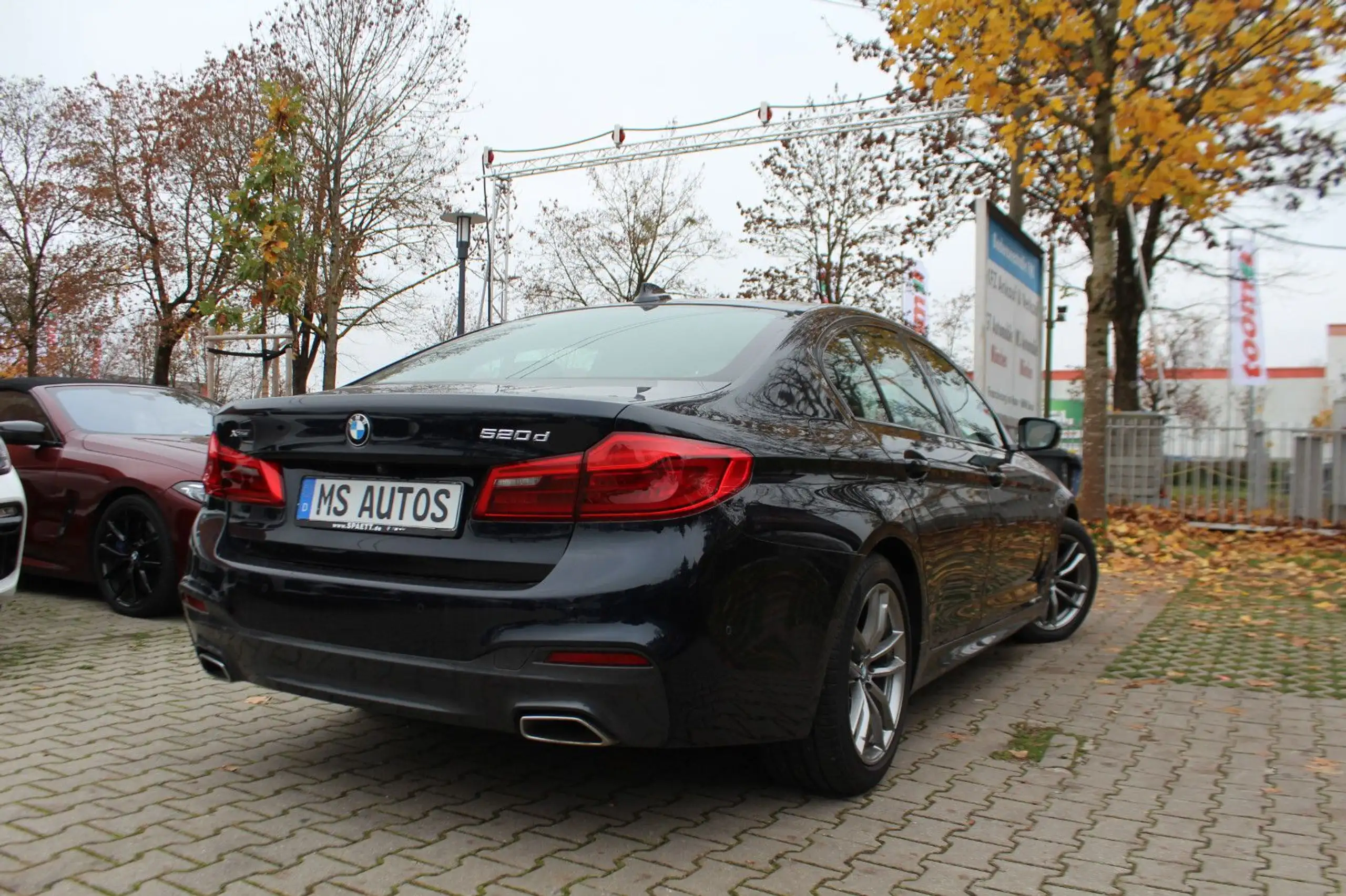 BMW - 520