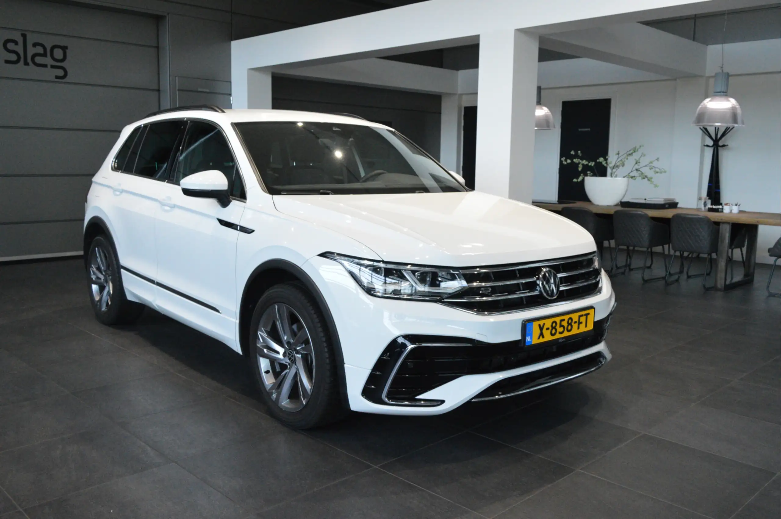 Volkswagen - Tiguan