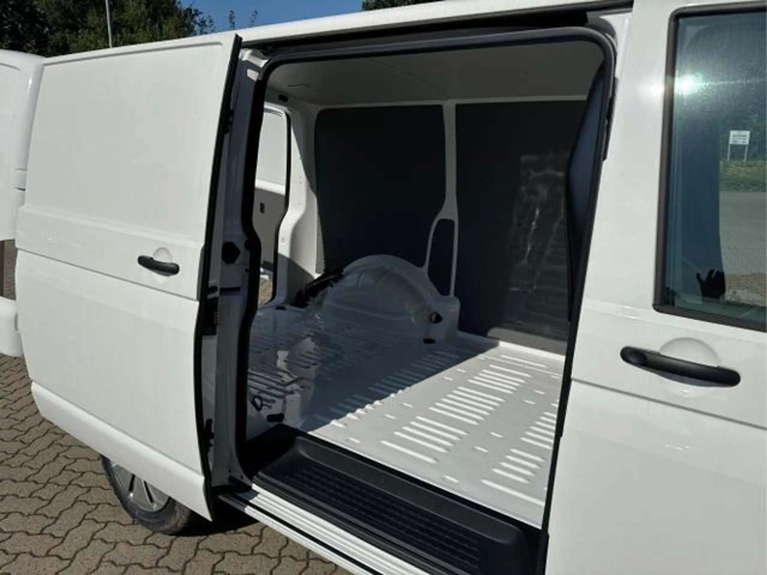 Volkswagen - Transporter