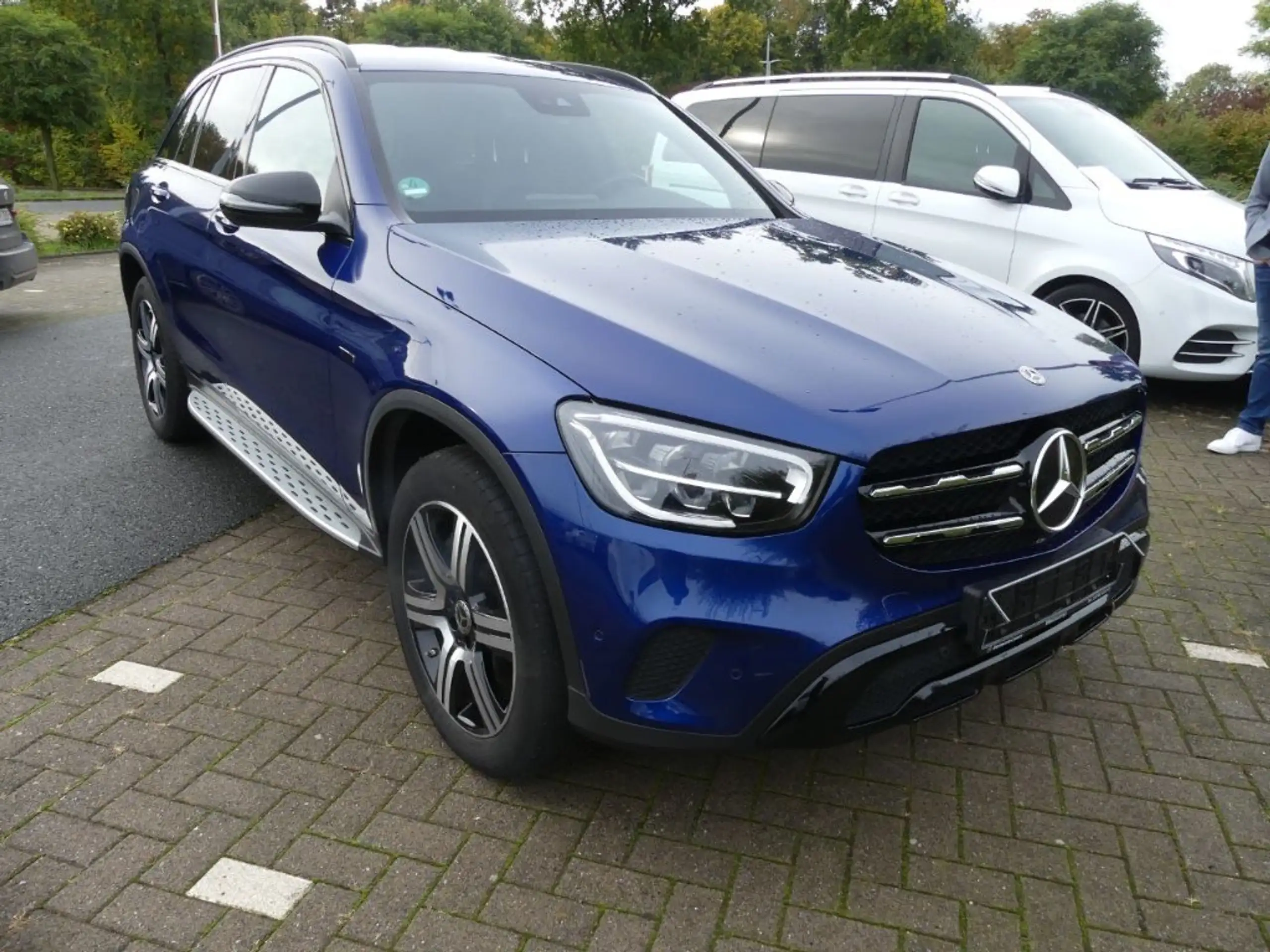 Mercedes-Benz - GLC 300