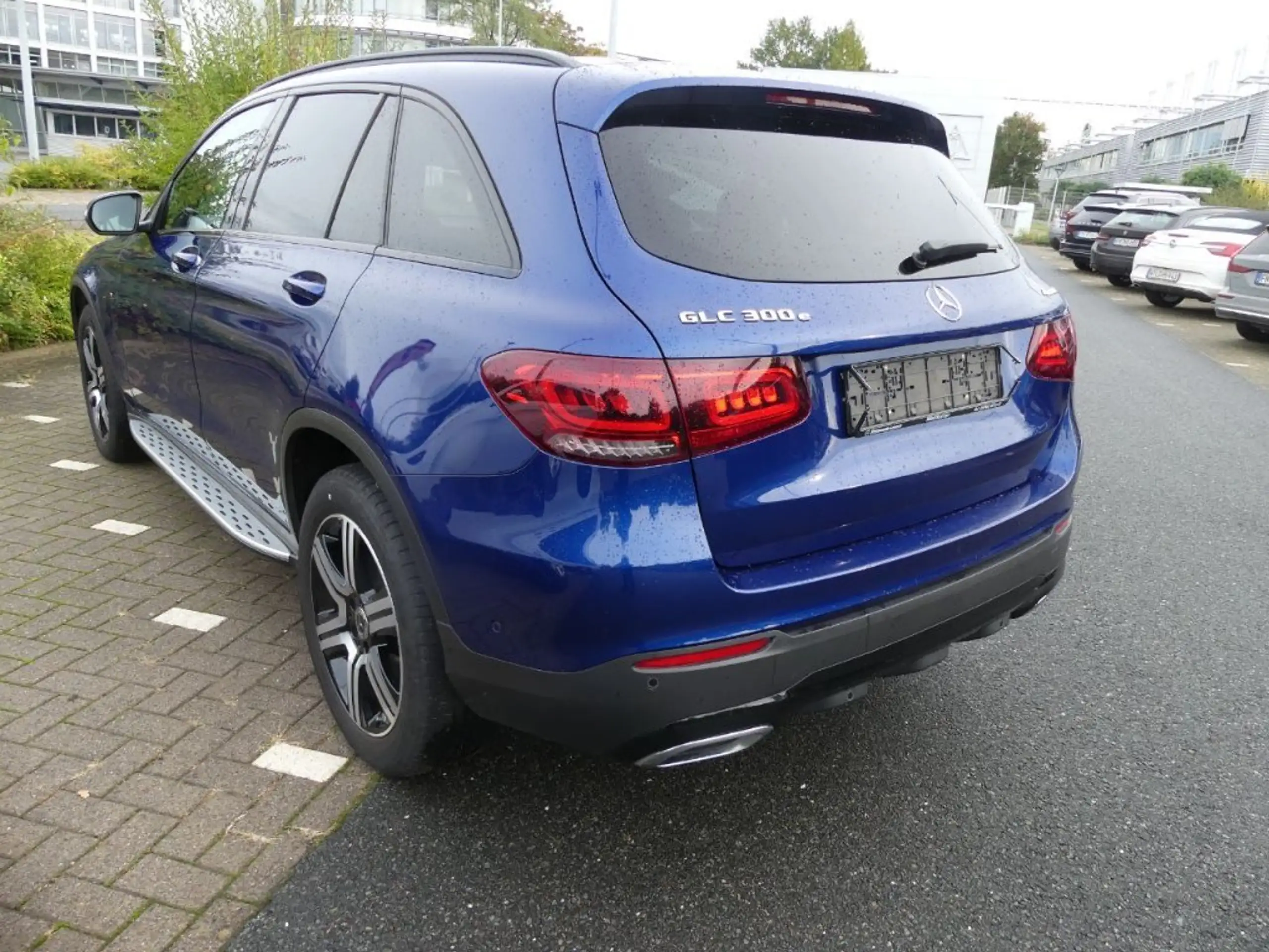 Mercedes-Benz - GLC 300