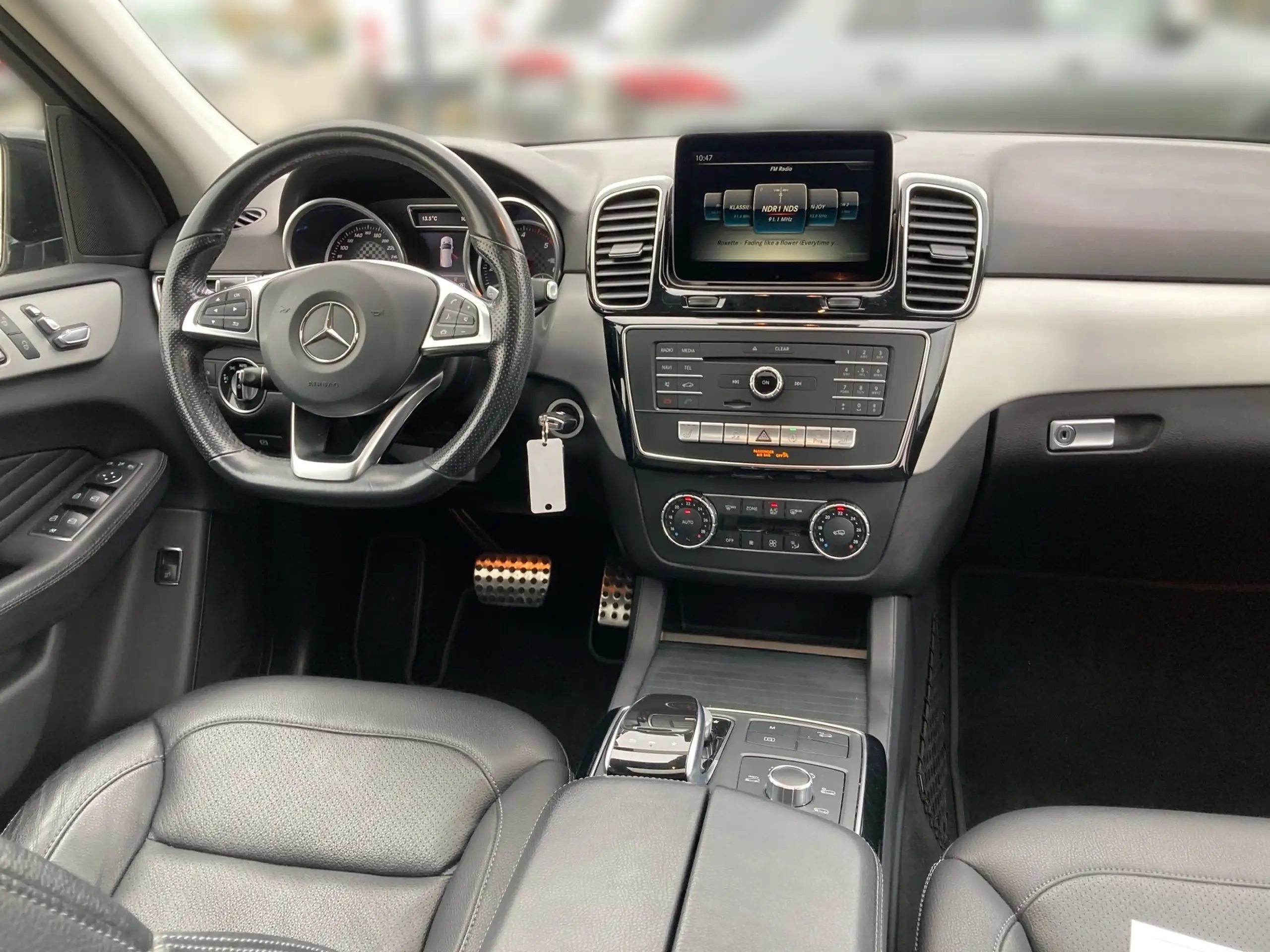 Mercedes-Benz - GLE 350