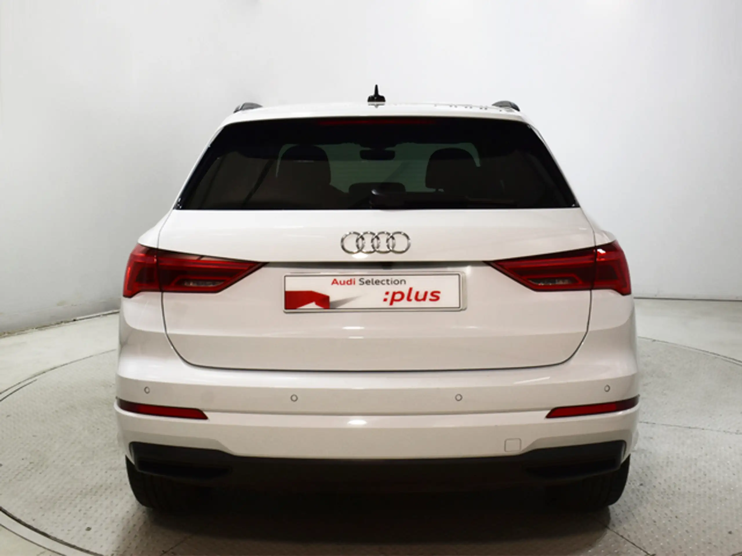 Audi - Q3