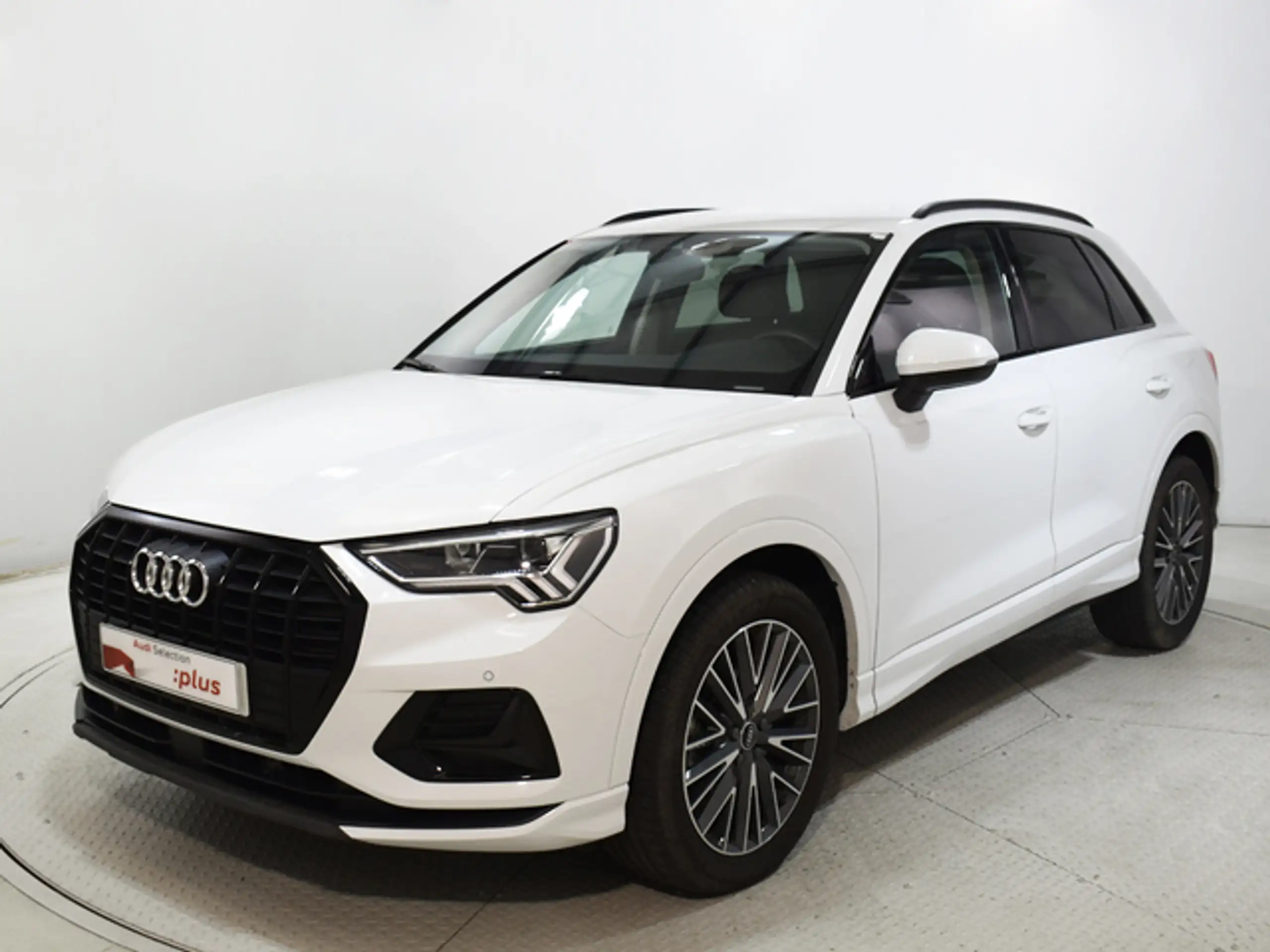 Audi - Q3