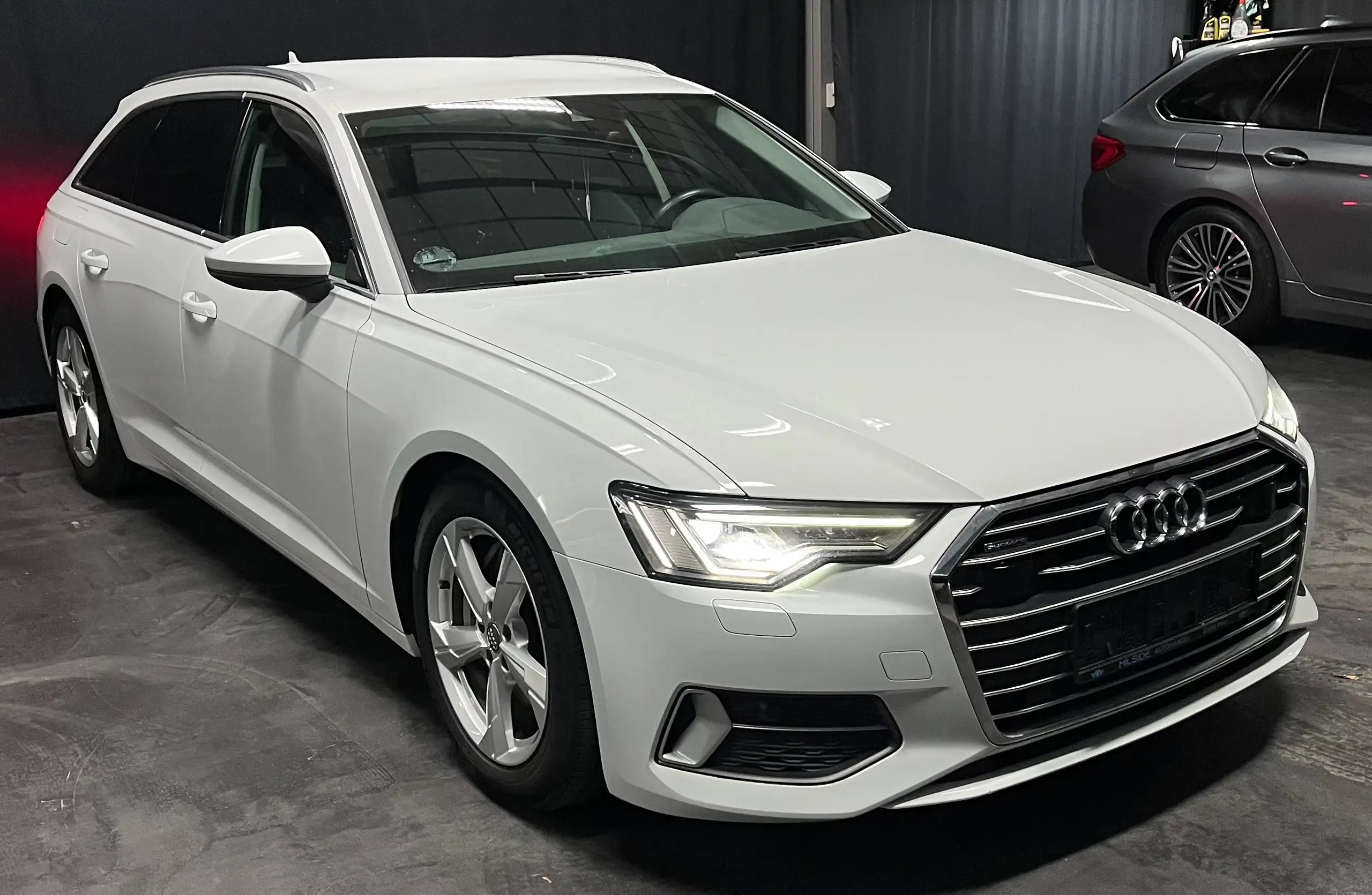 Audi - A6