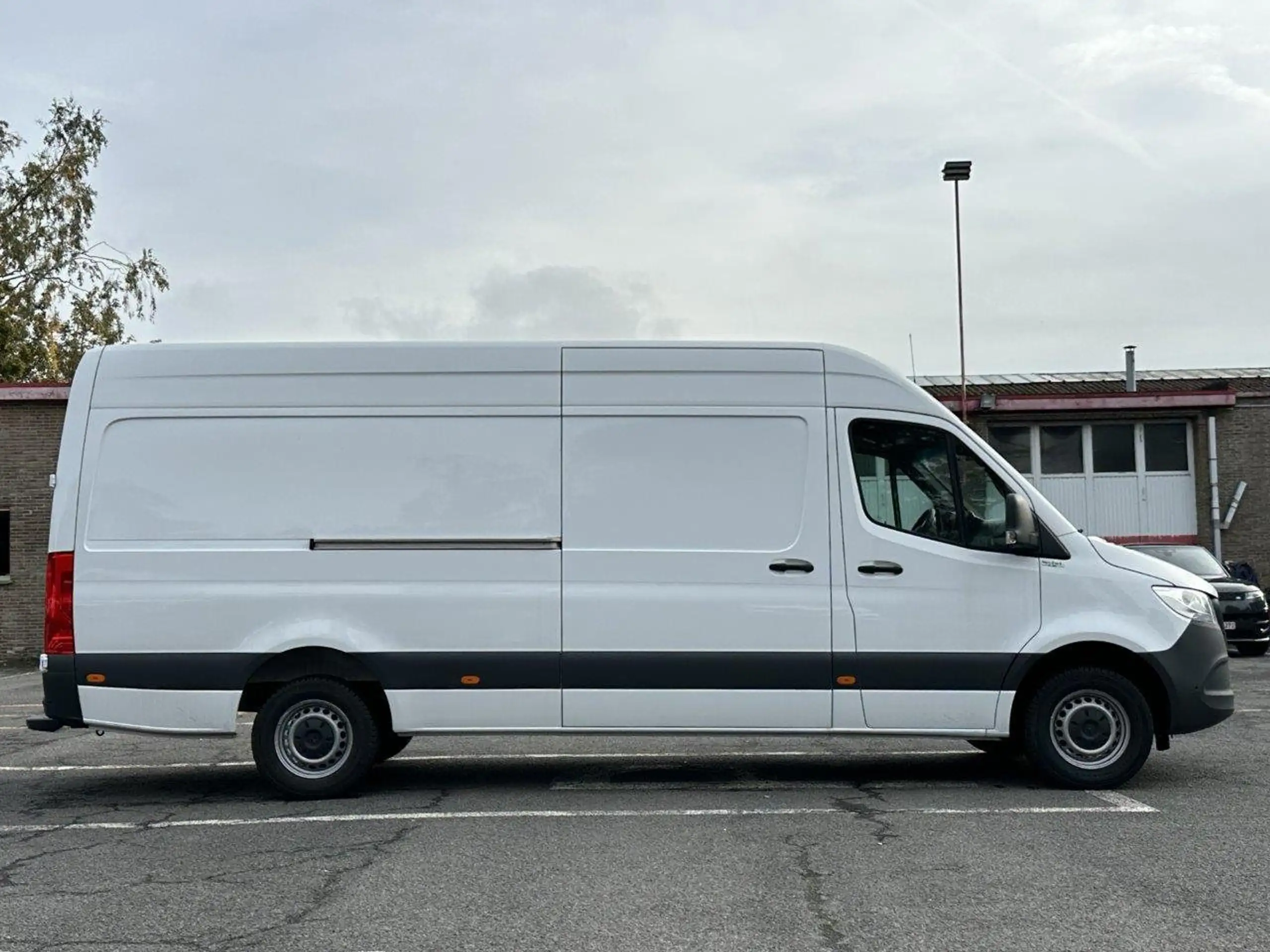 Mercedes-Benz - Sprinter