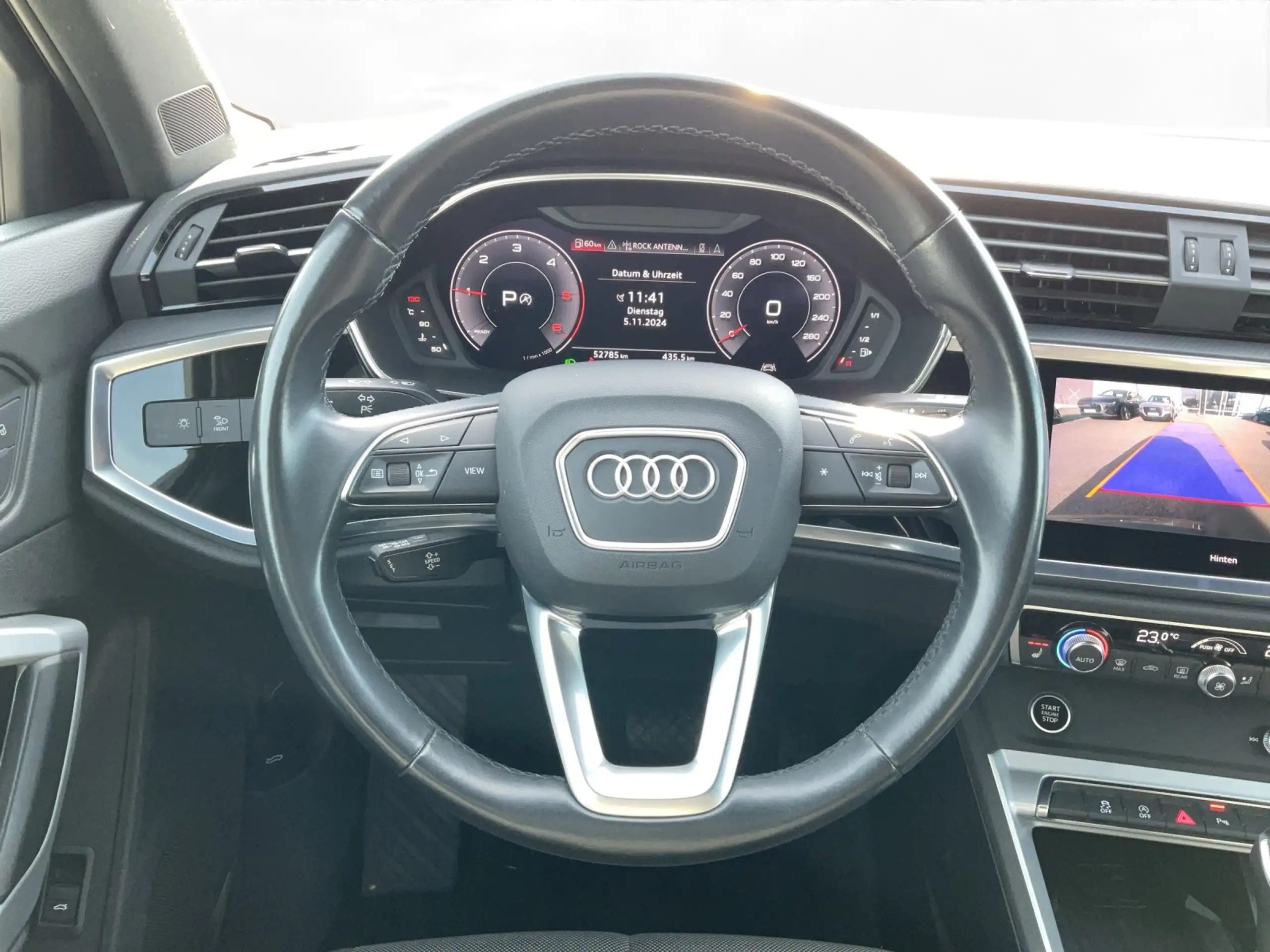 Audi - Q3