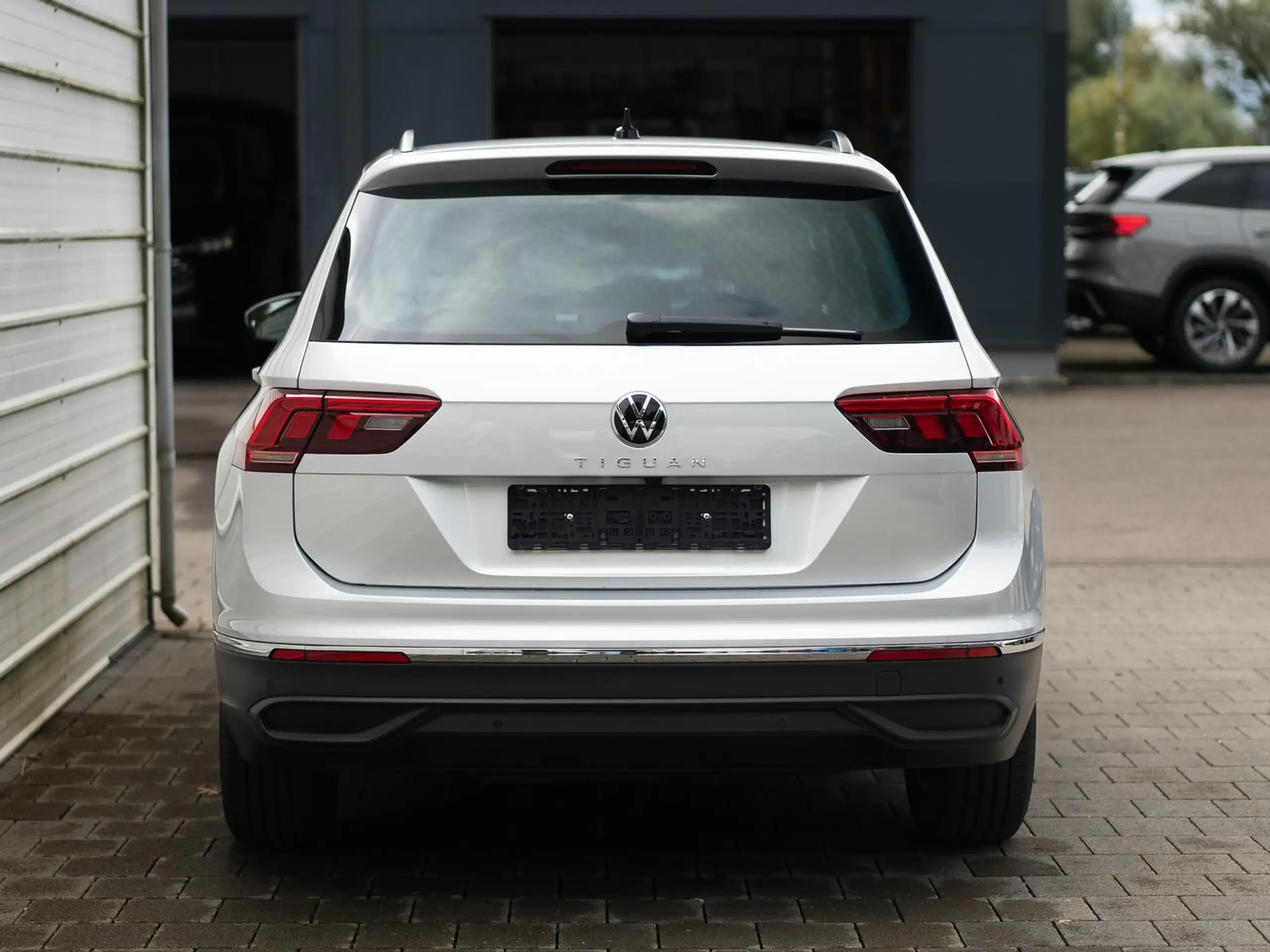 Volkswagen - Tiguan