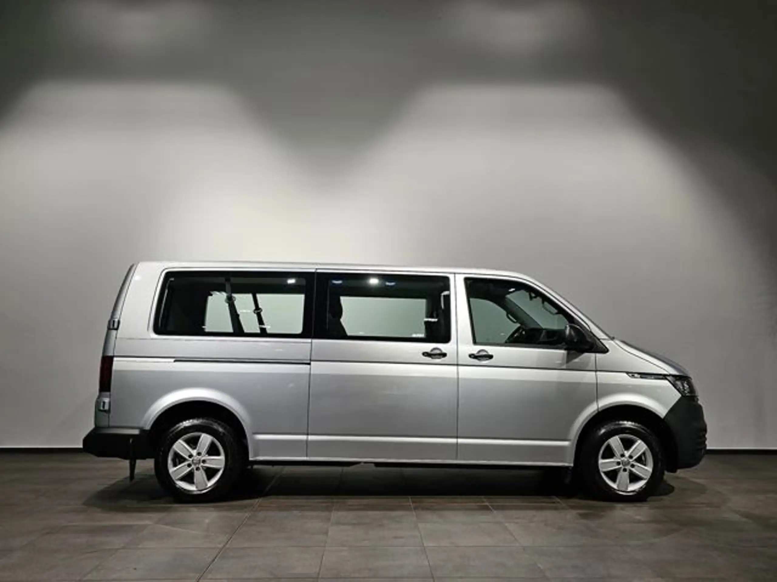 Volkswagen - T6 Caravelle