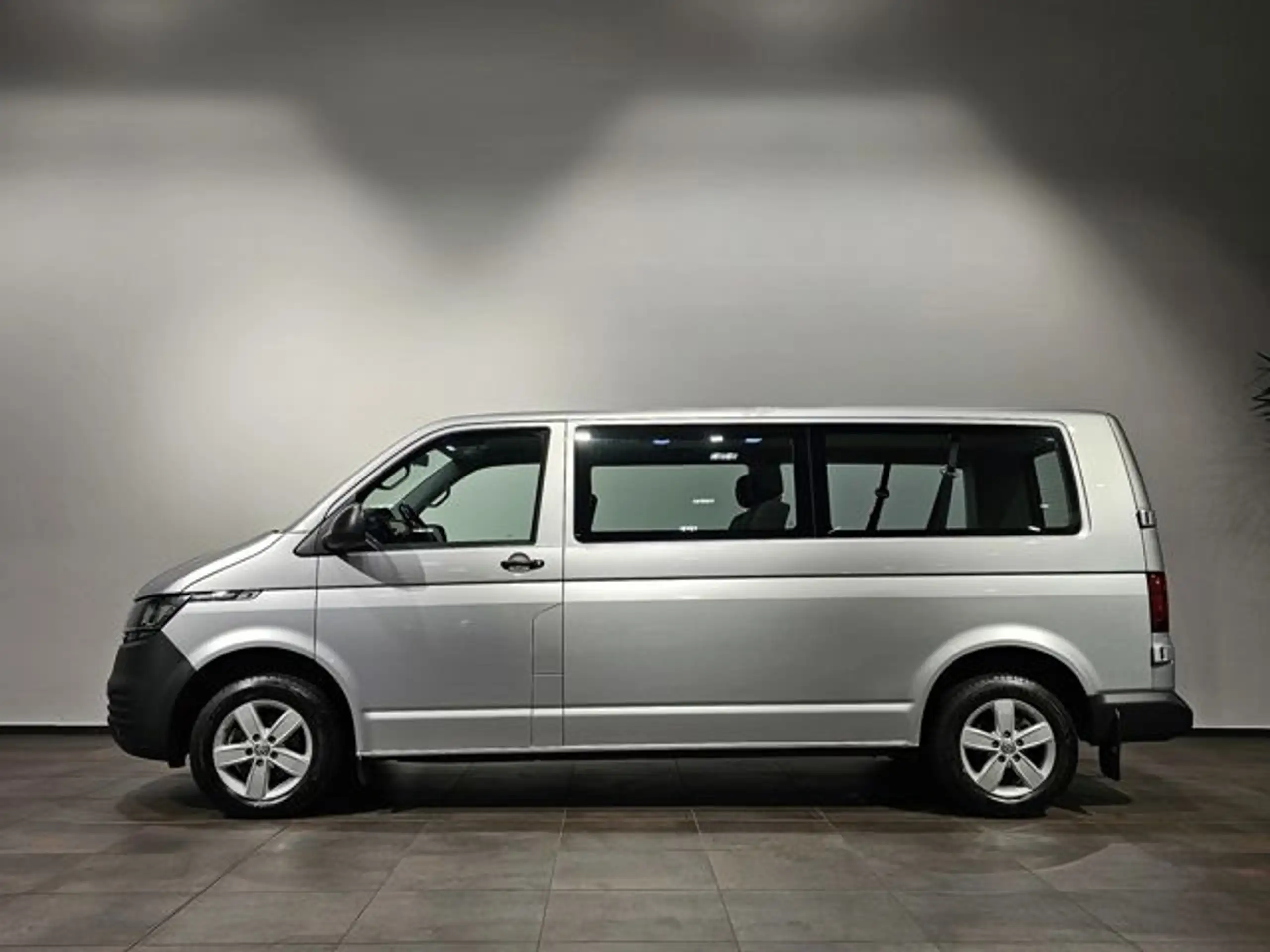 Volkswagen - T6 Caravelle