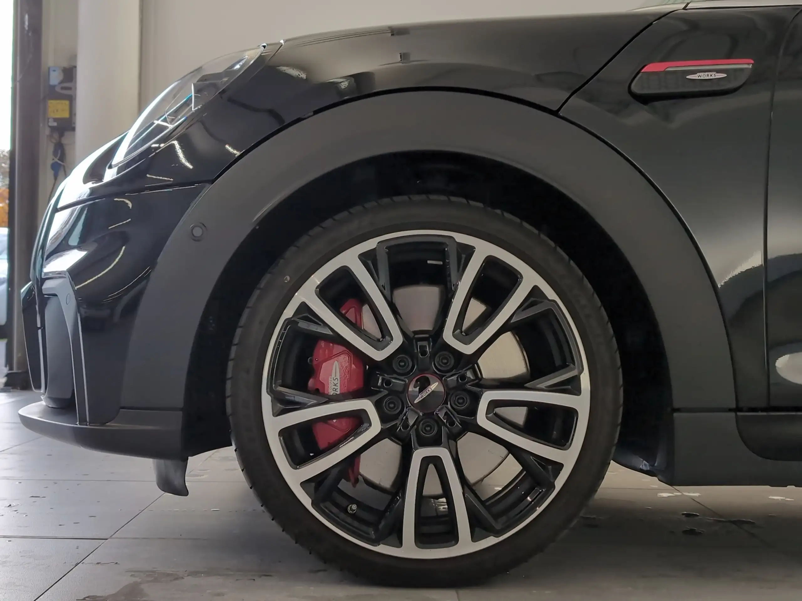 MINI - John Cooper Works Cabrio