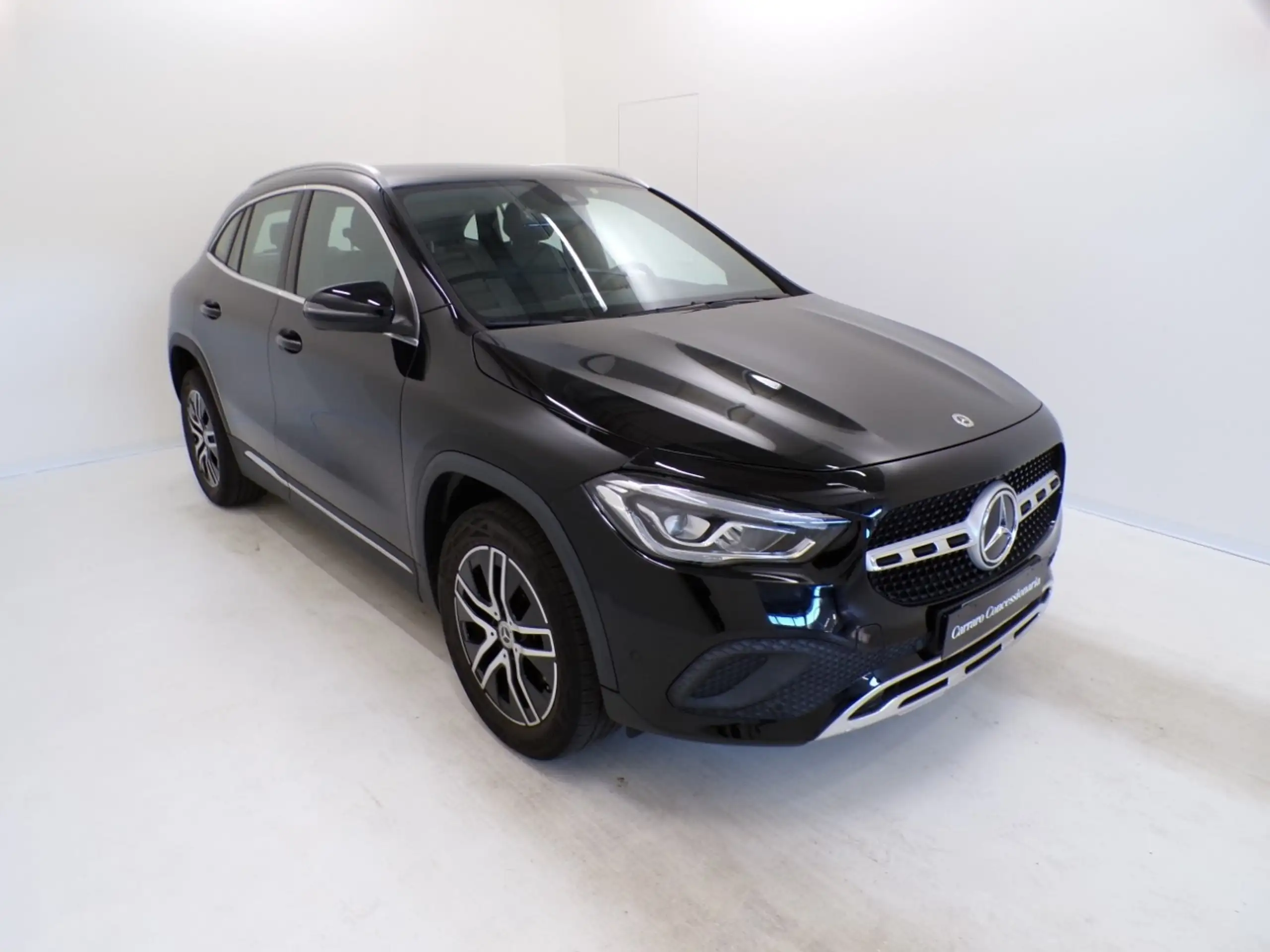 Mercedes-Benz - GLA 200