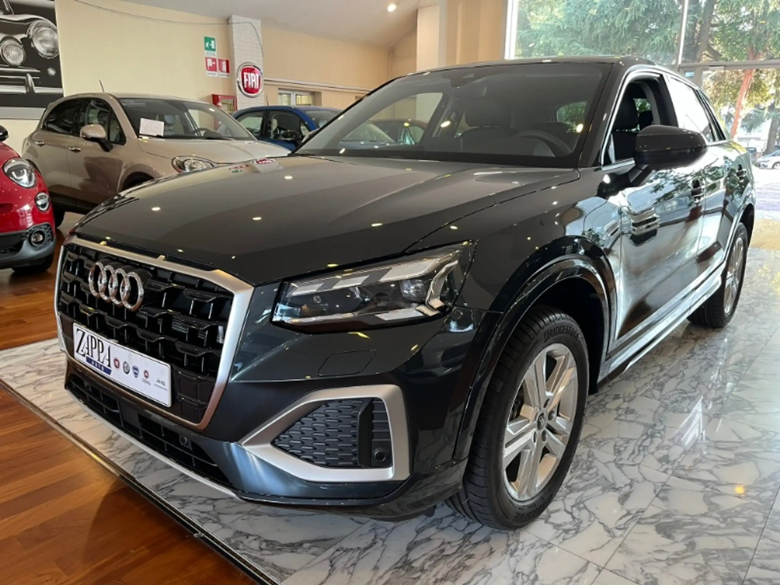 Audi - Q2