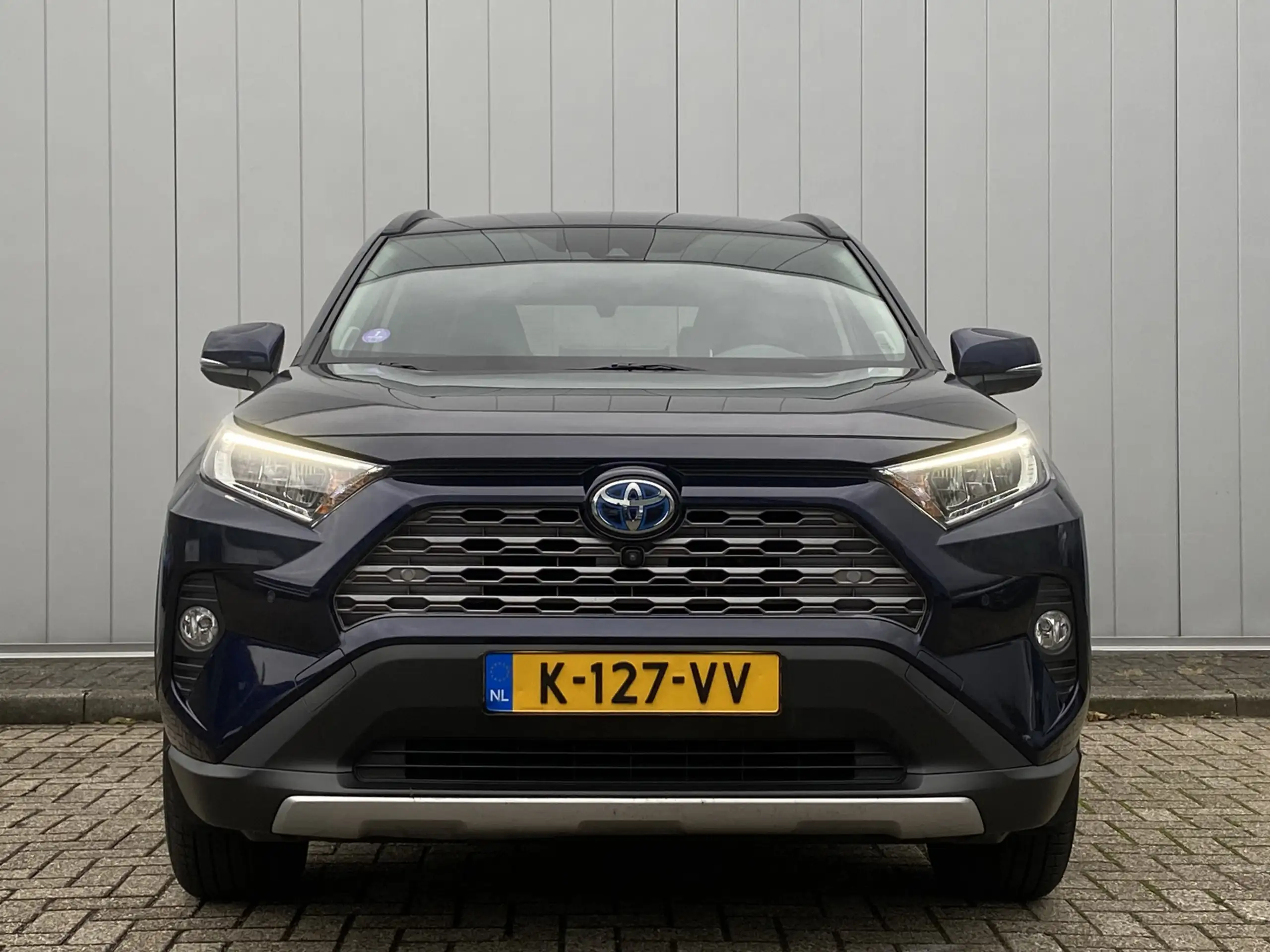 Toyota - RAV 4