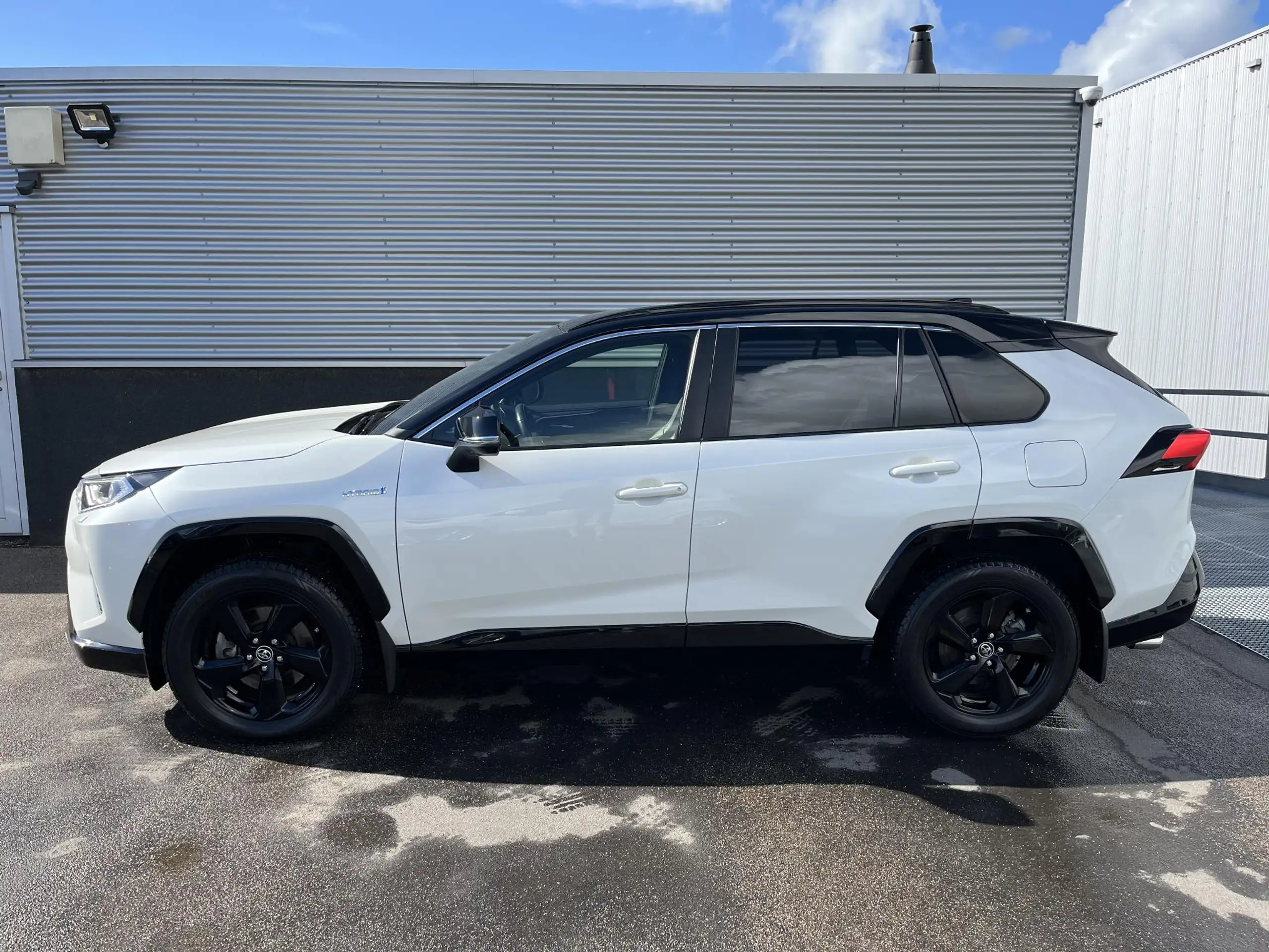 Toyota - RAV 4