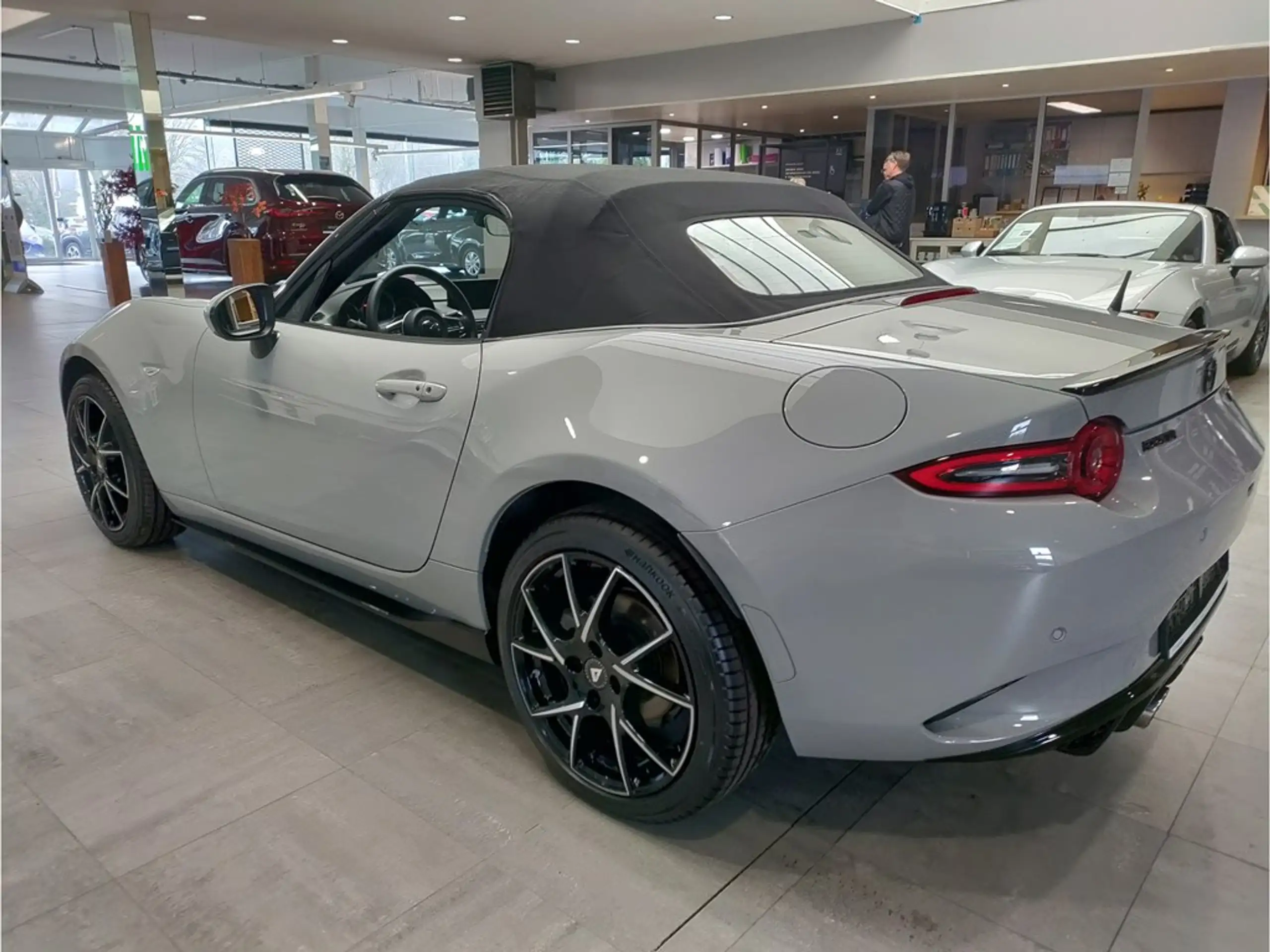 Mazda - MX-5