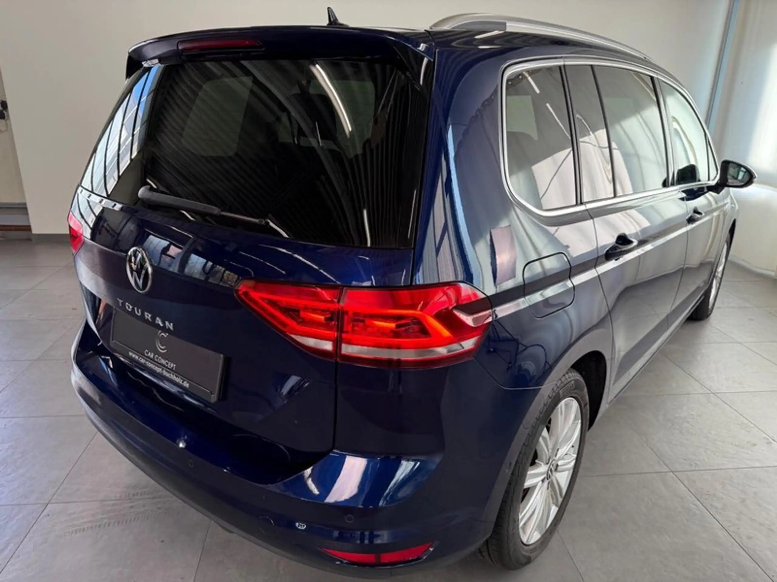 Volkswagen - Touran