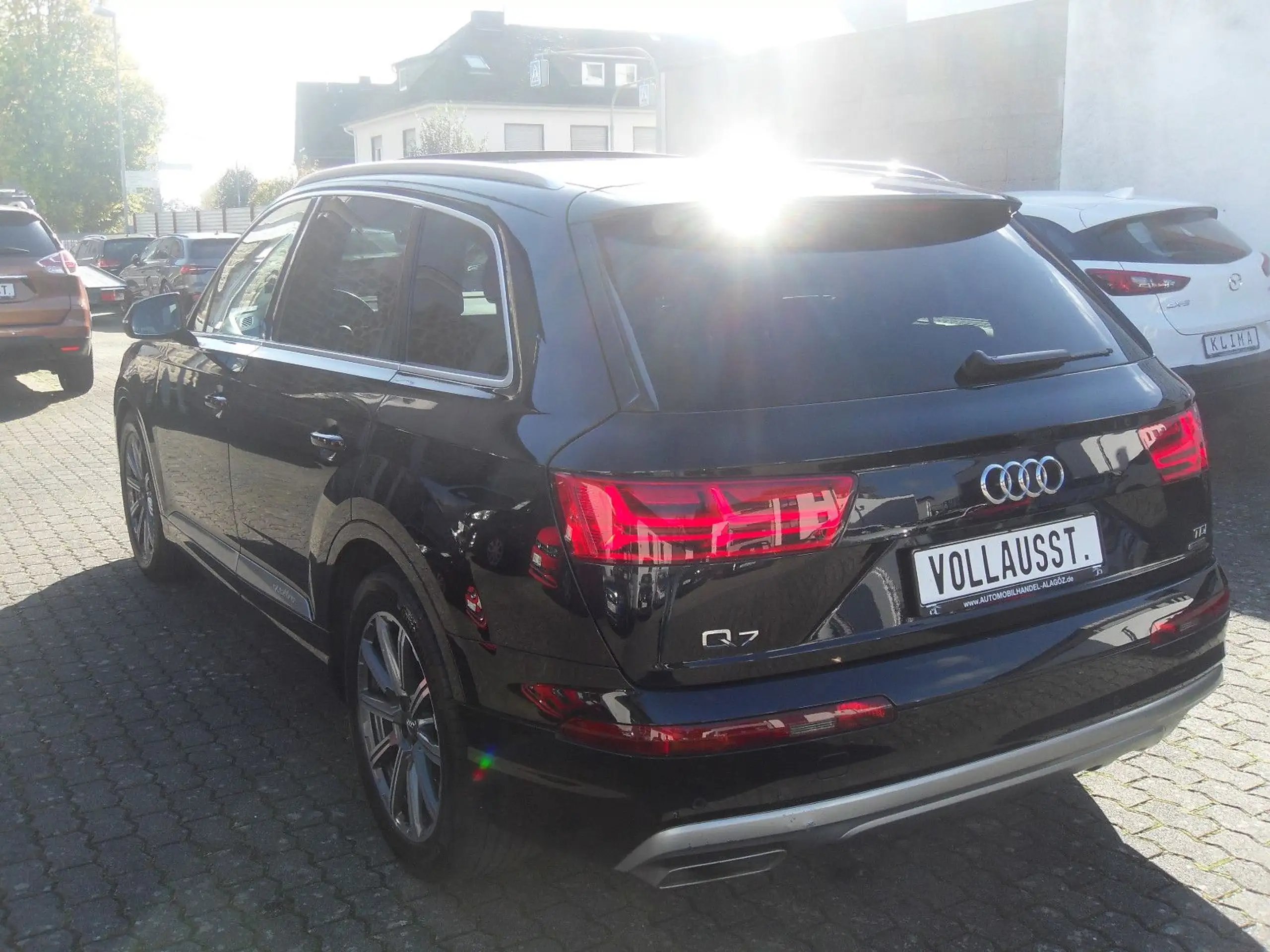 Audi - Q7