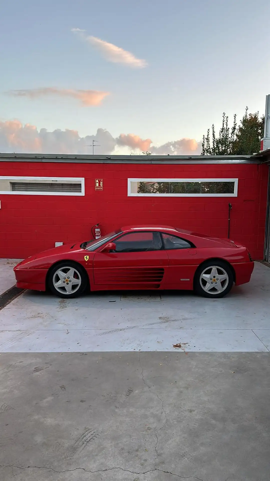 Ferrari - 348