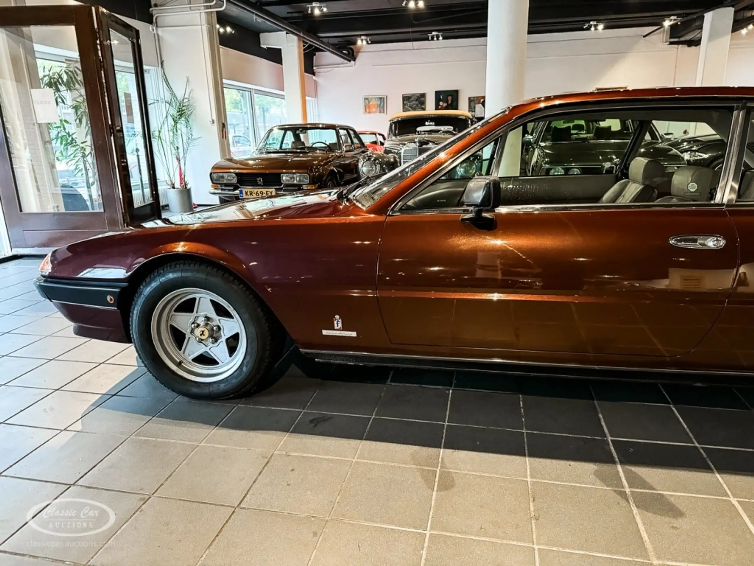 Ferrari - 400