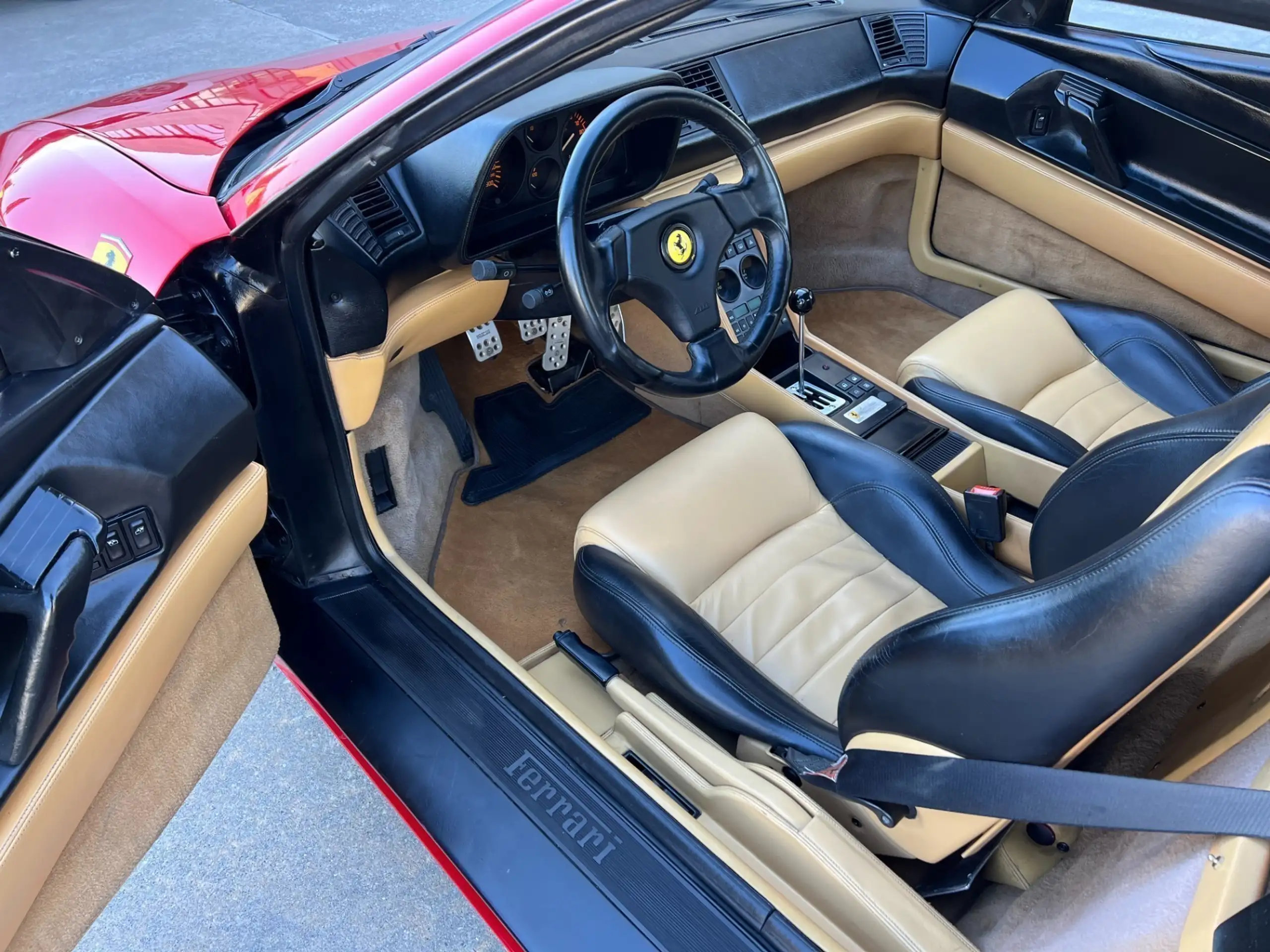 Ferrari - 348