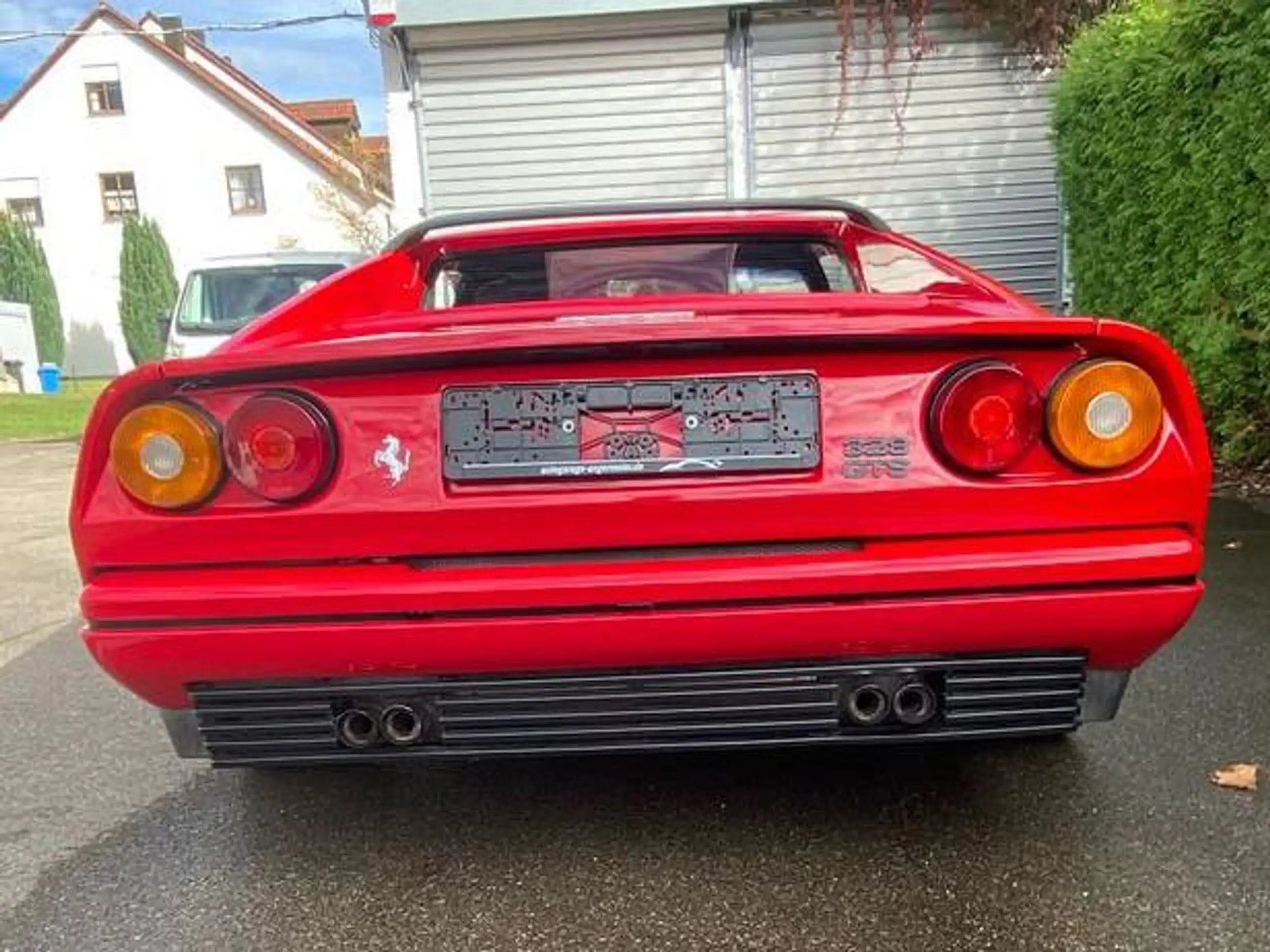 Ferrari - 328