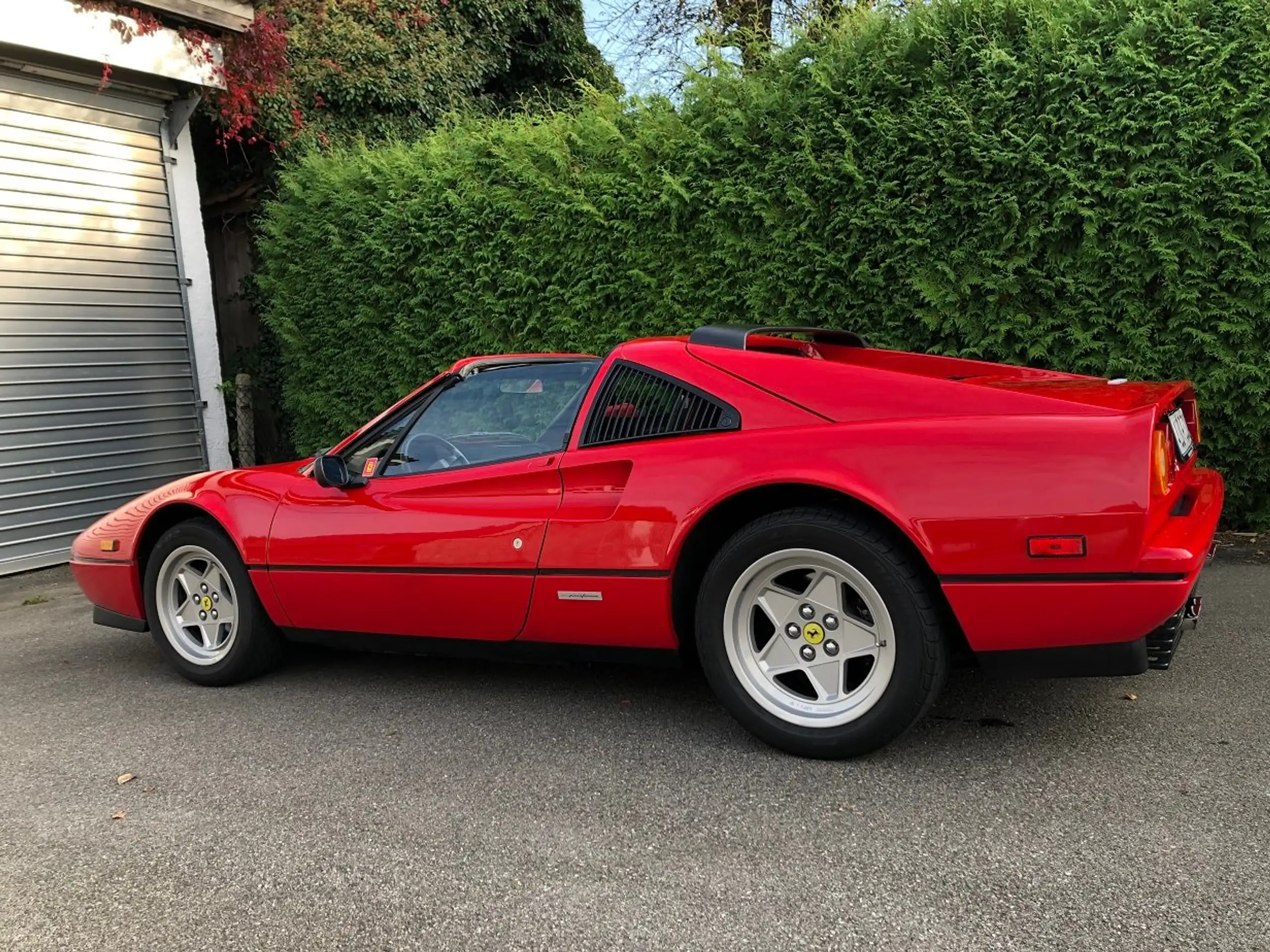 Ferrari - 328