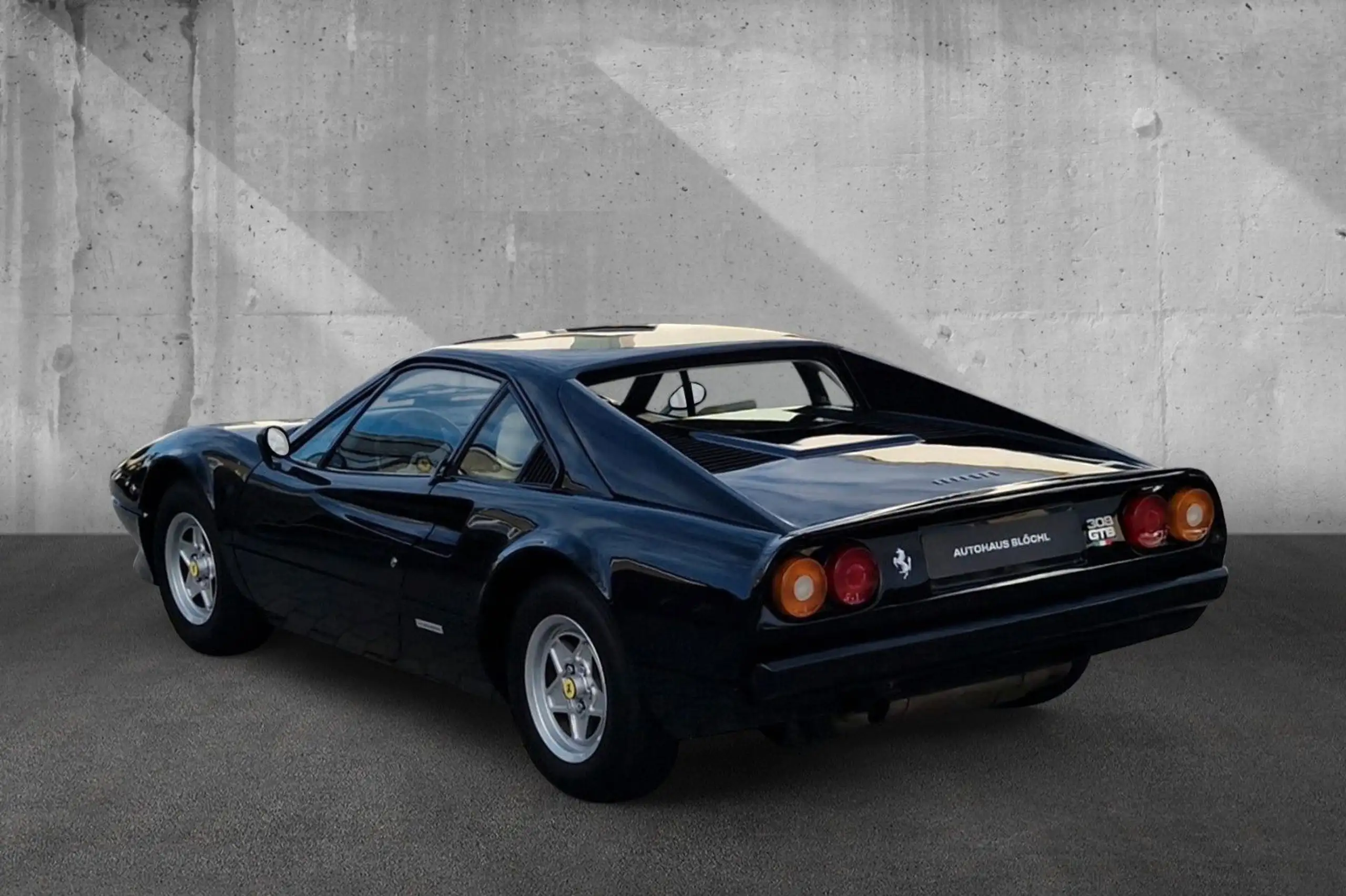 Ferrari - 308