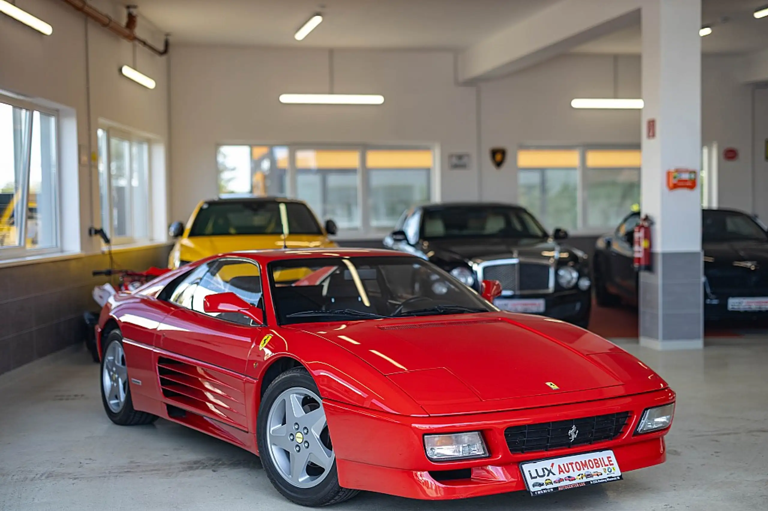 Ferrari - 348